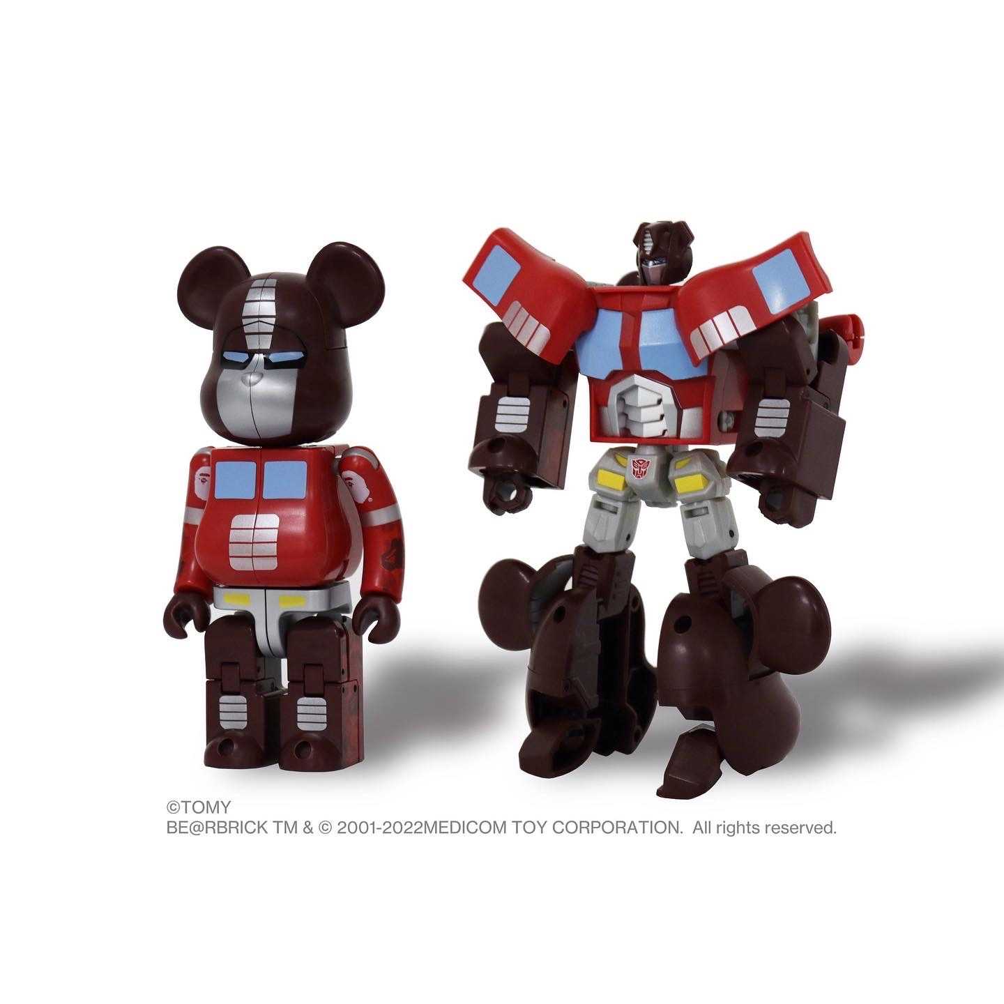 BAPE®️ x BE@RBRICK x TRANSFORMERS OPTIMUS PRIME 200% LIMITED COLLECTION