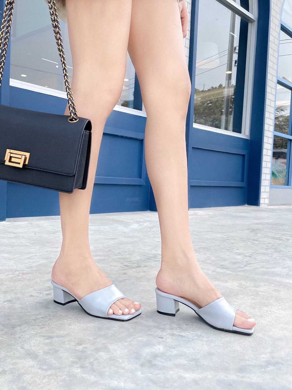 รองเท้าส้นสูง Cara Heels