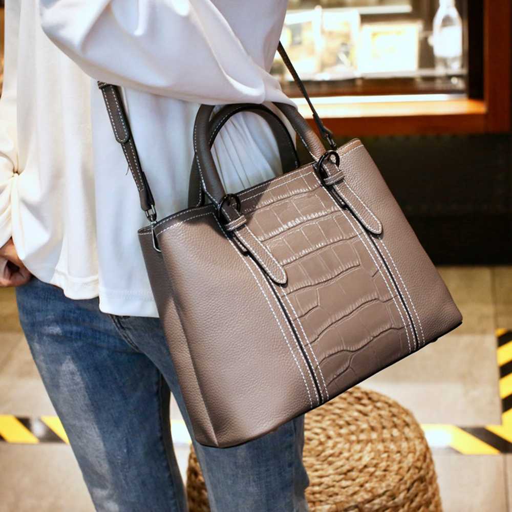 กระเป๋า Hand Bagผลิตจากหนังวัวแท้