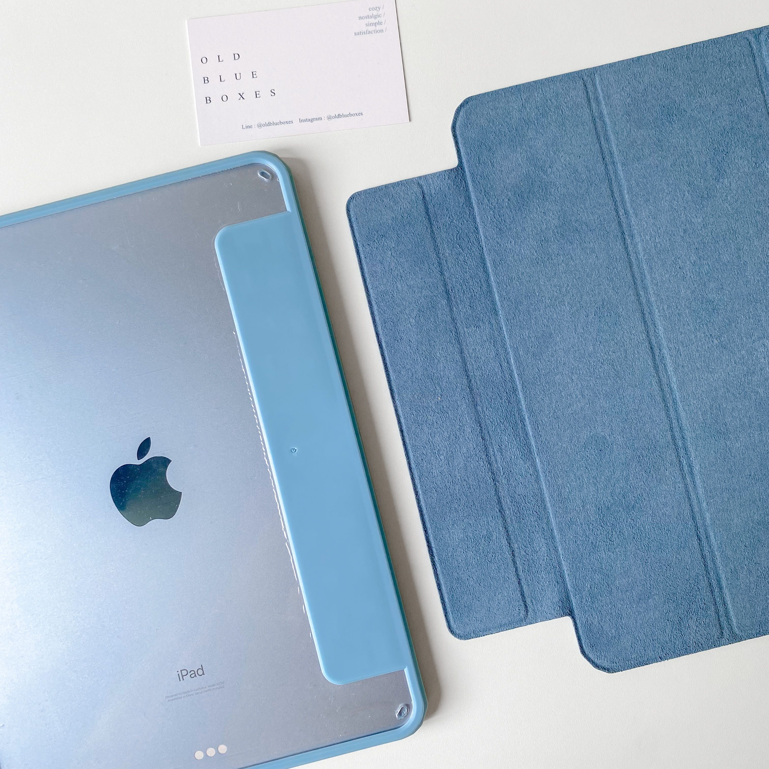 SKY BLUE - Dual function case (เคสแยกส่วน)
