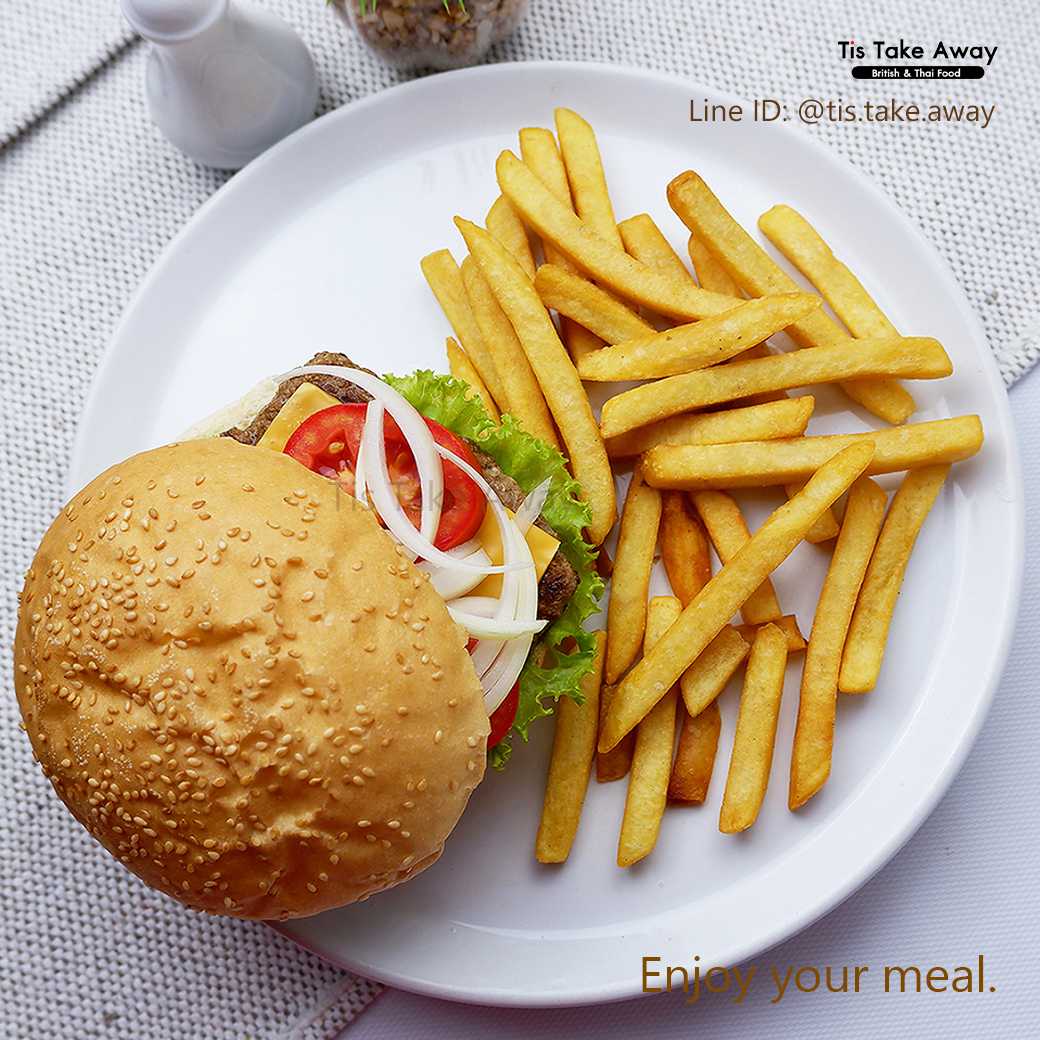 Cheese Beef Burger with chips