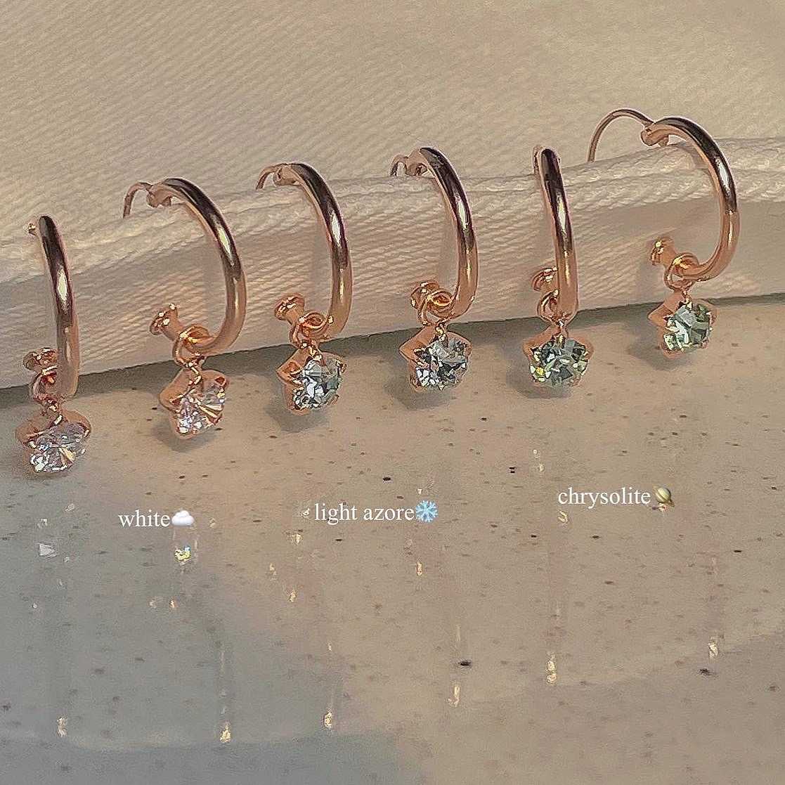 RG round gem 4mm huggie hoop