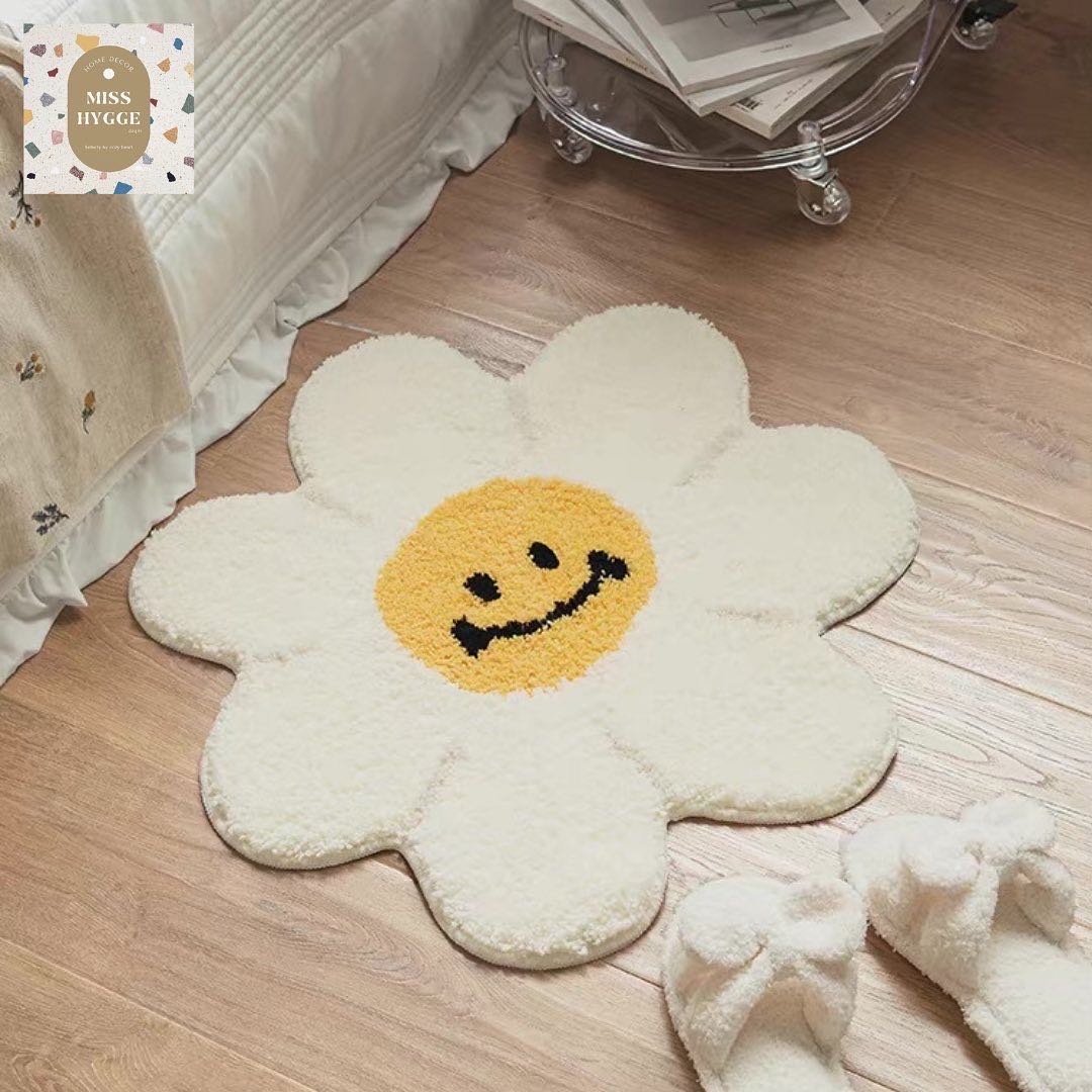 [preorder] Smiley Daisy rug พรมซับน้ำขนนุ่ม