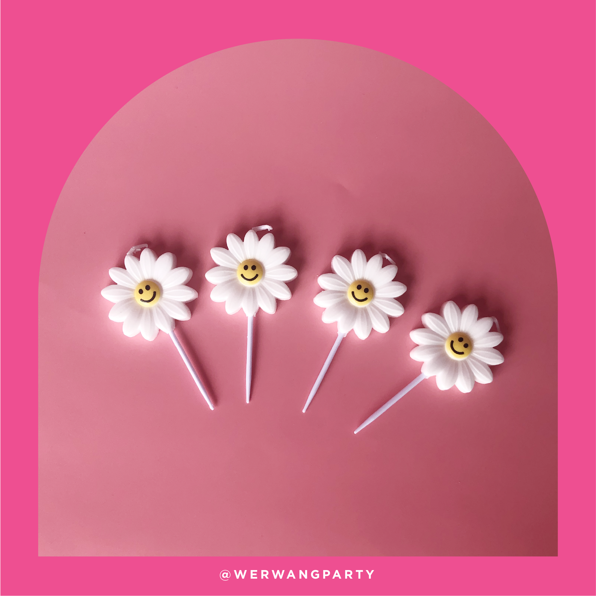 4 White Daisy Birthday Candles