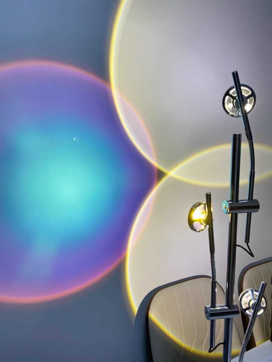 WAWA ARTY FLOOR LAMP