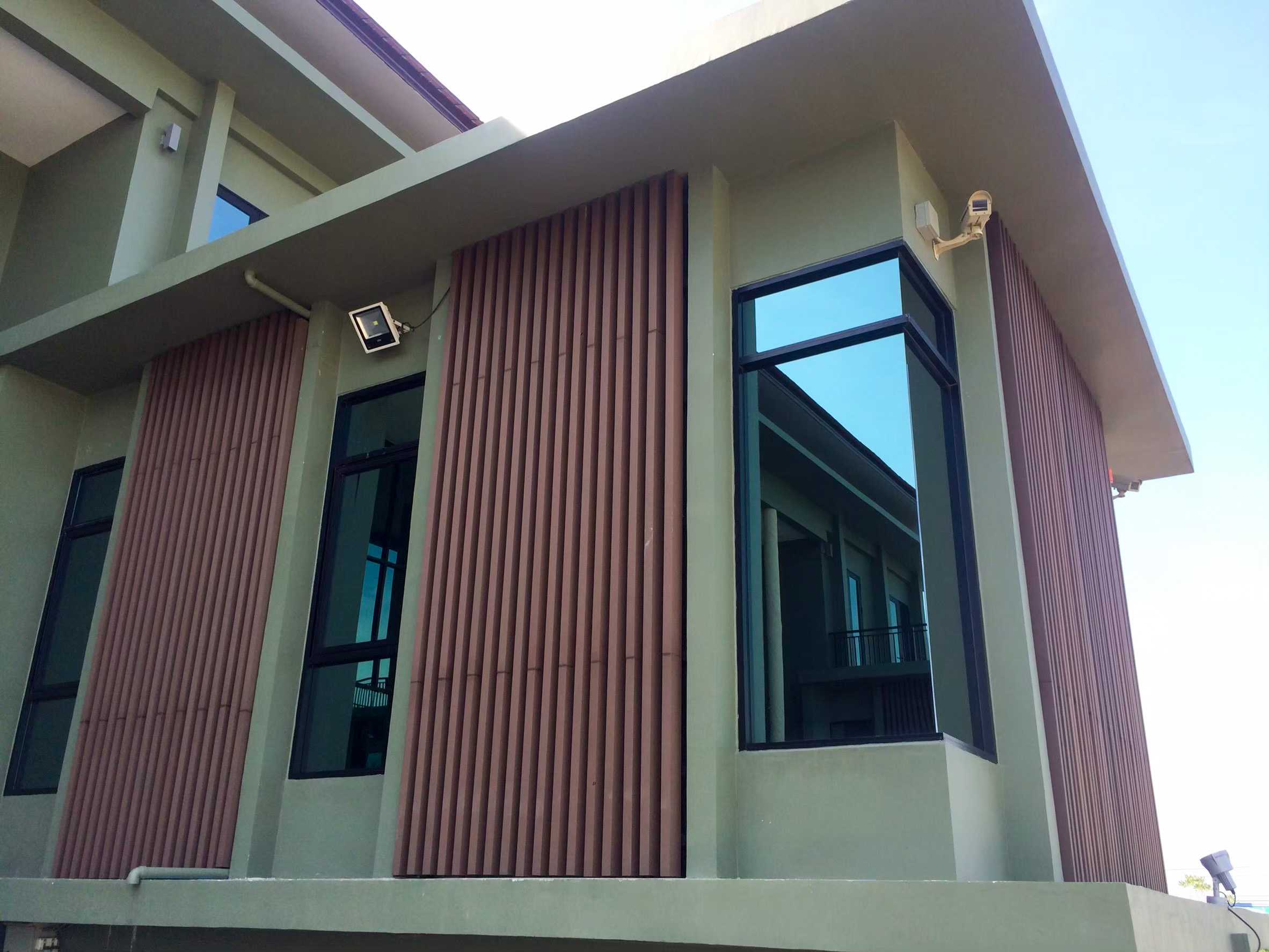 ไม้สังเคราะห์ งานระแนง HS15025 Series