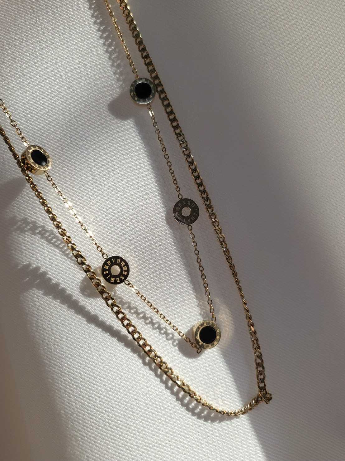Bvlgari black&white necklace