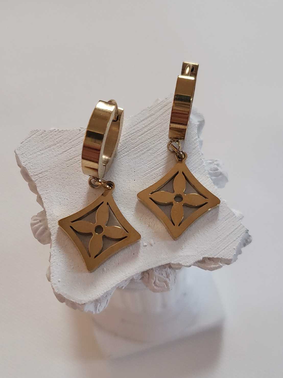 LV Earring