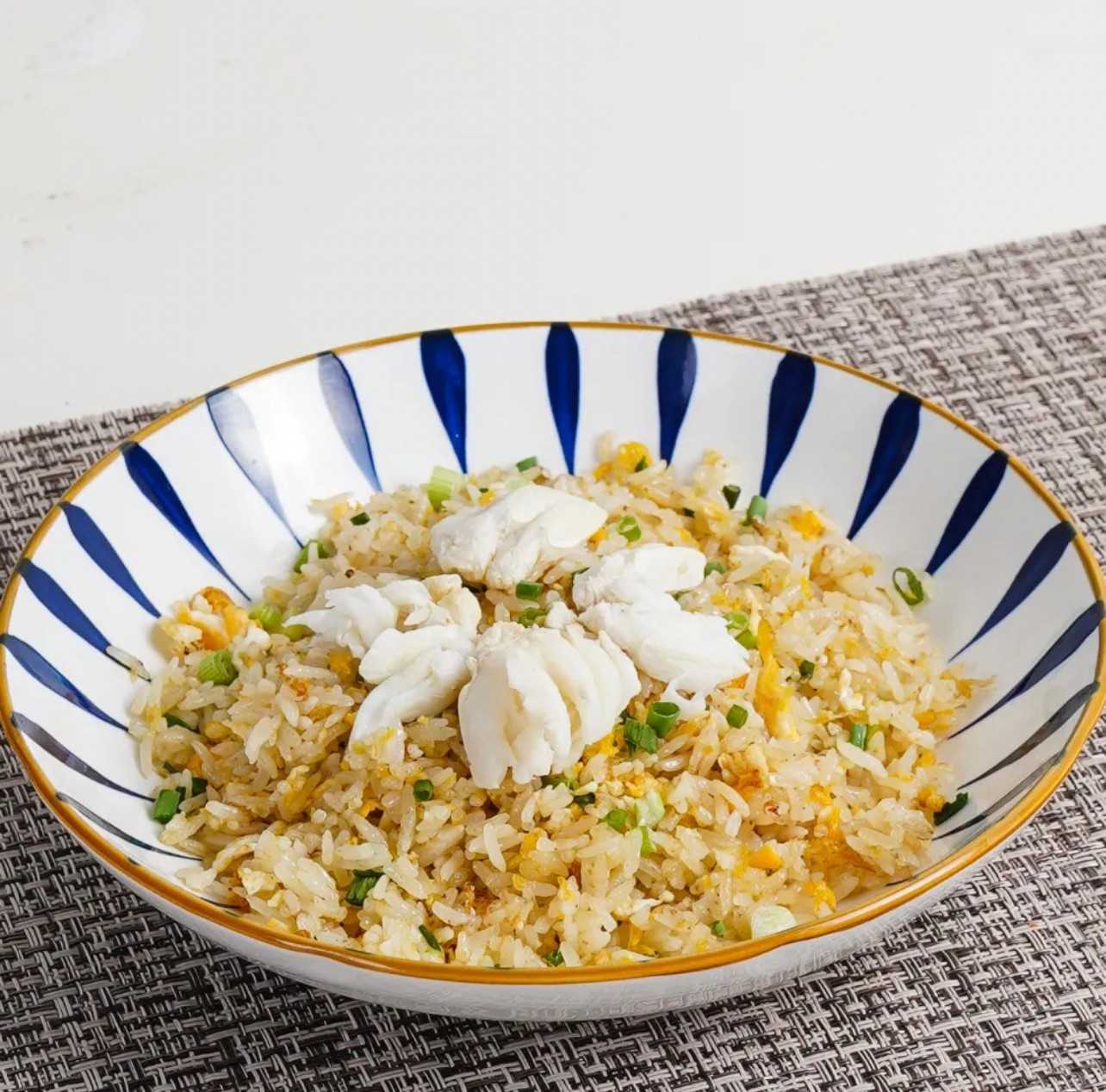ข้าวผัดปู