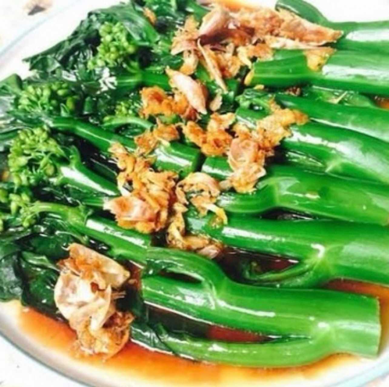 คะน้าฮ่องกงเจี๋ยน