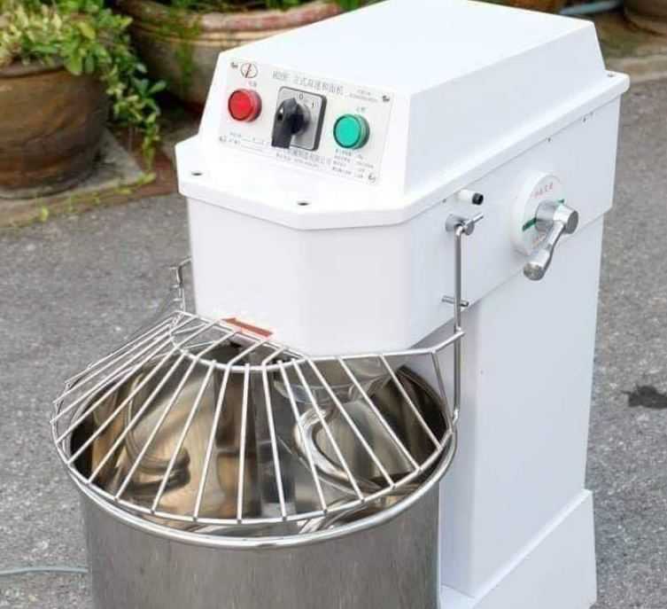 เครื่องนวดแป้ง  รุ่น H20F อัตโนมัติ