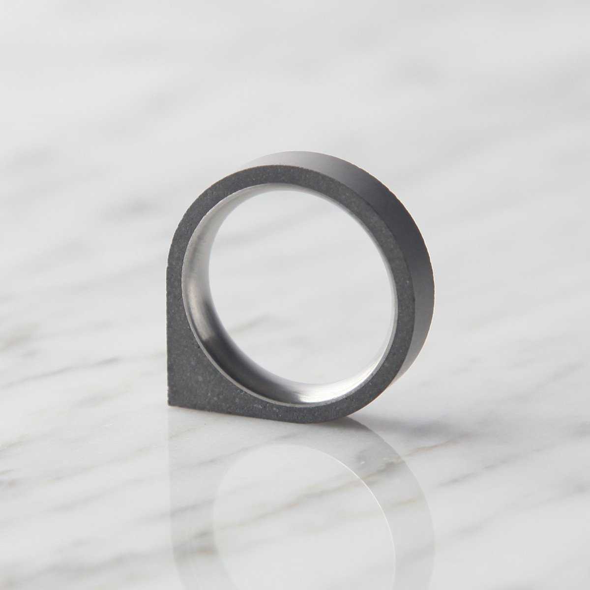 50% 22DESIGN Corner Thin Ring
