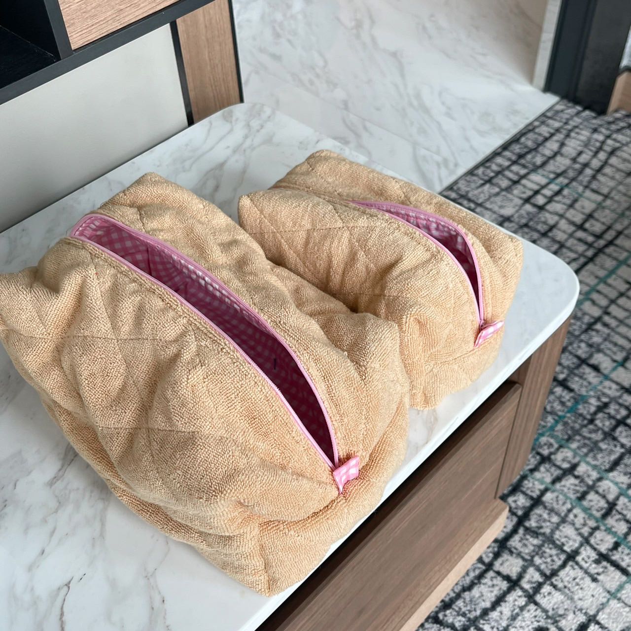 STRAWBERRY TOAST POUCH