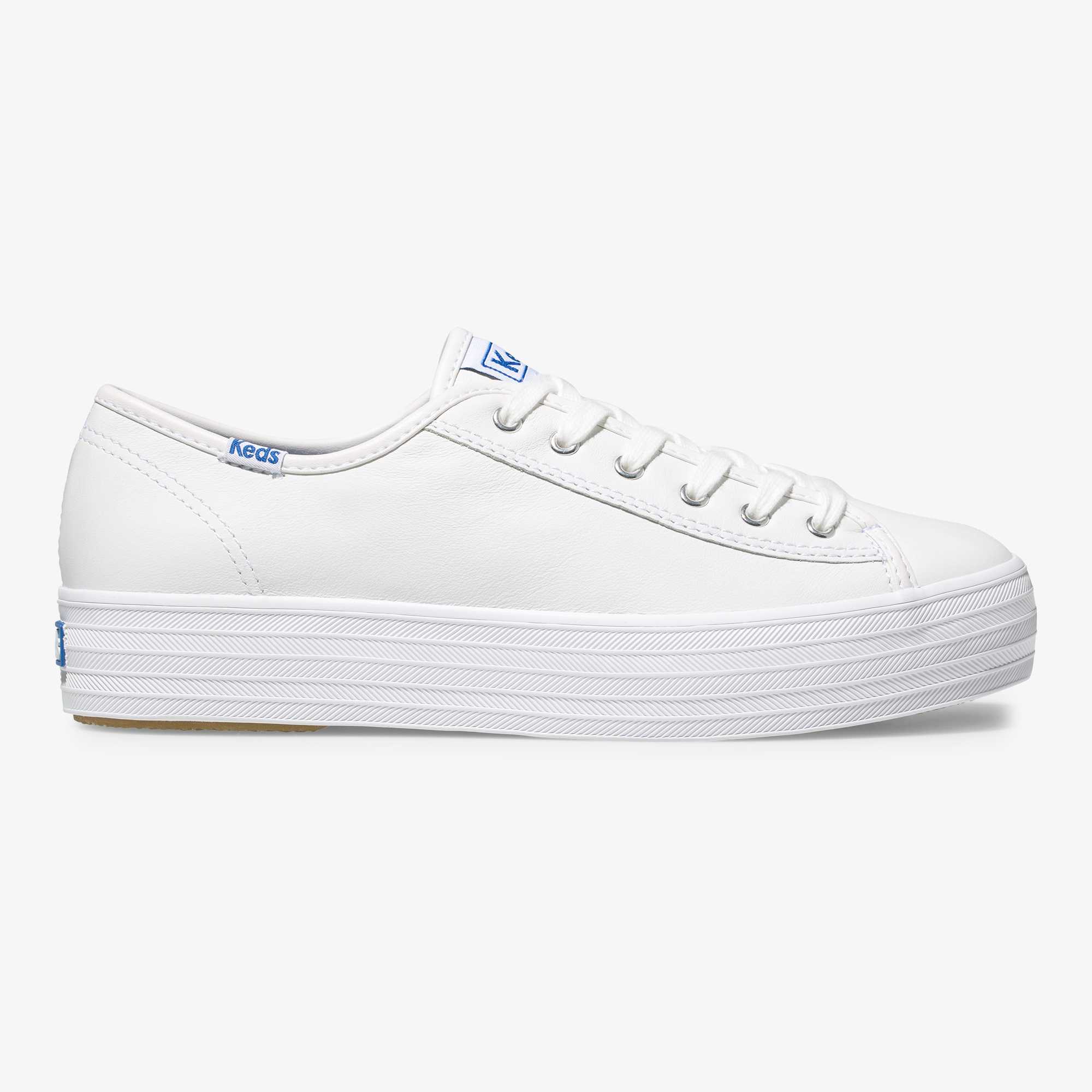 รองเท้าผ้าใบหนัง มีส้น รุ่น TRIPLE KICK LEATHER สีขาว WH57310