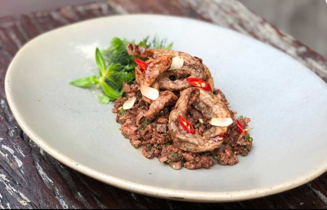 ลาบอิสานหมู      Larb Esaan Pork