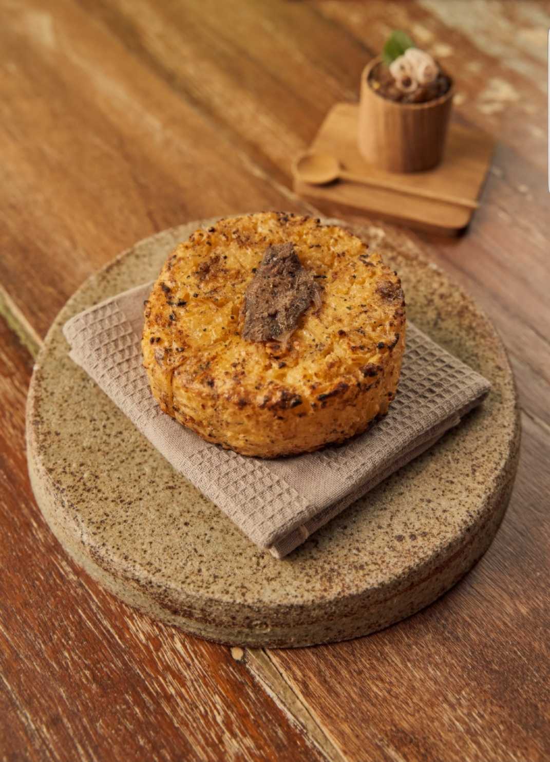 ข้าวจี่    Grilled Sticky Rice Patties