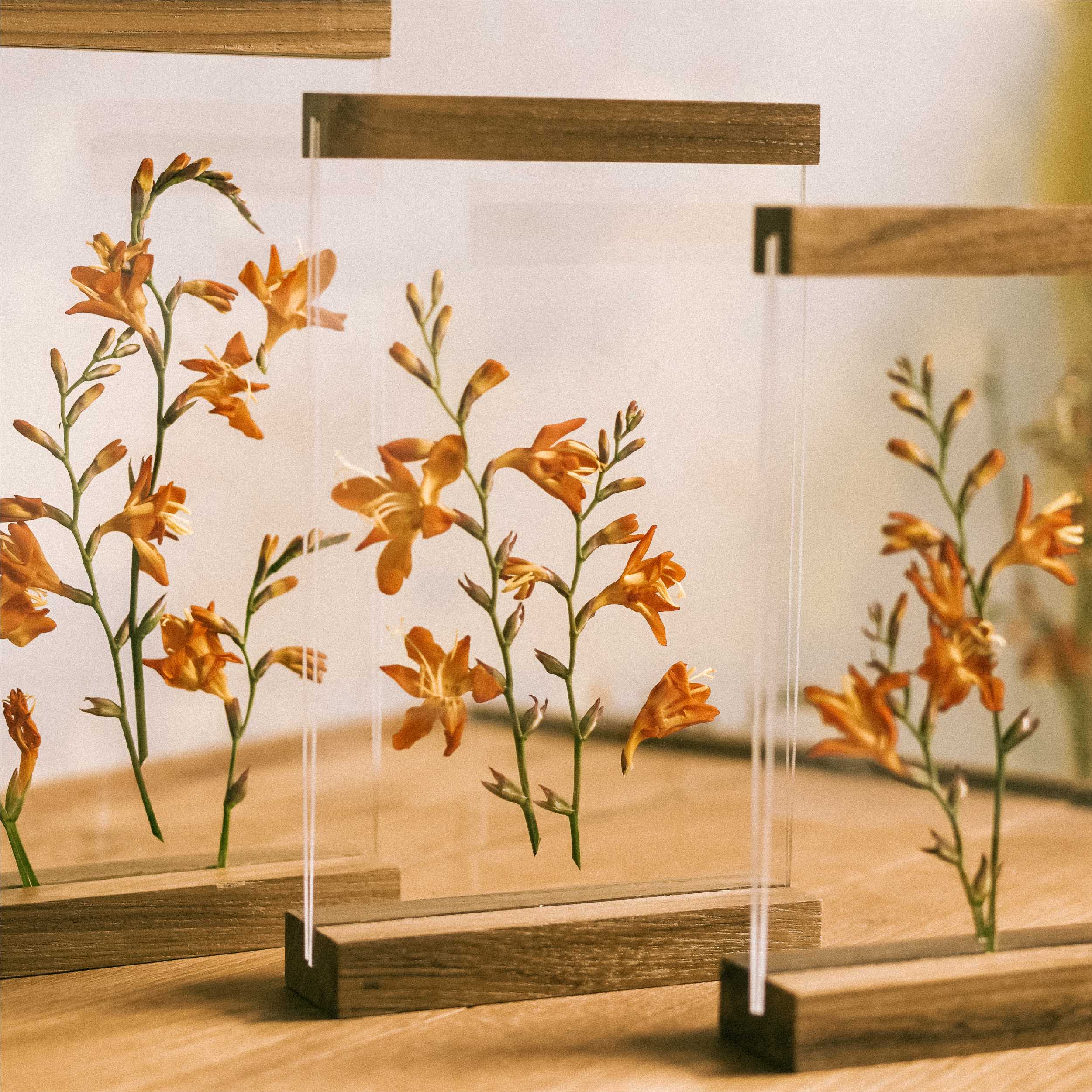 กรอบรูปตั้งโต๊ะ Wooden Bar Desktop - 5x7  inch (แนวตั้ง)
