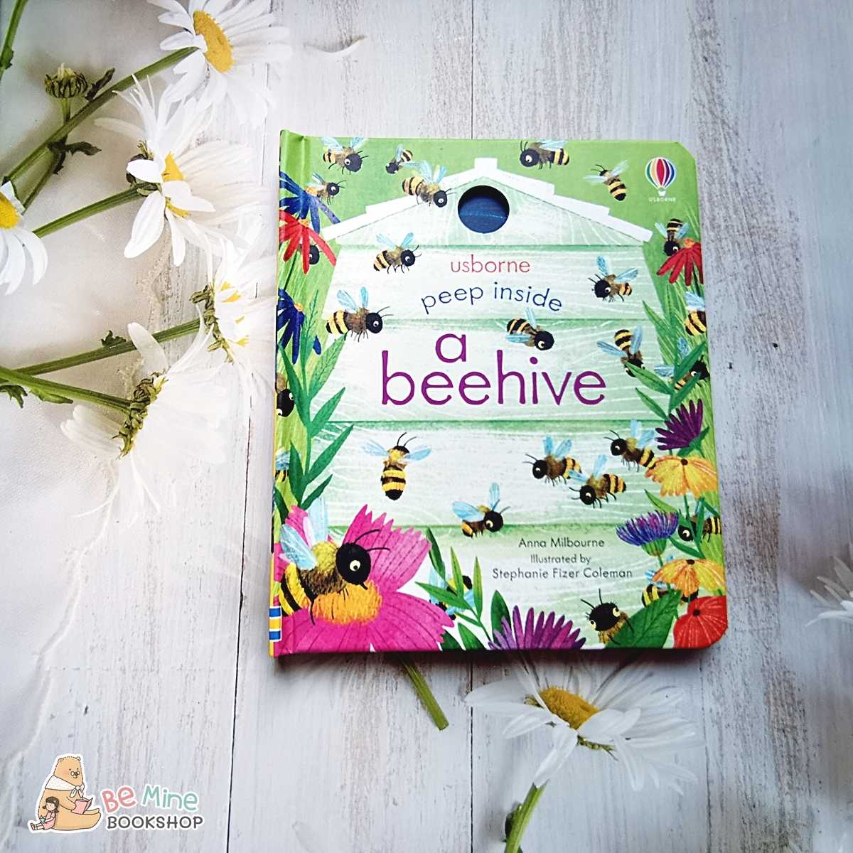 ความรู้เกี่ยวกับผึ้งและรังผึ้ง║ A Beehive║ Peep Inside