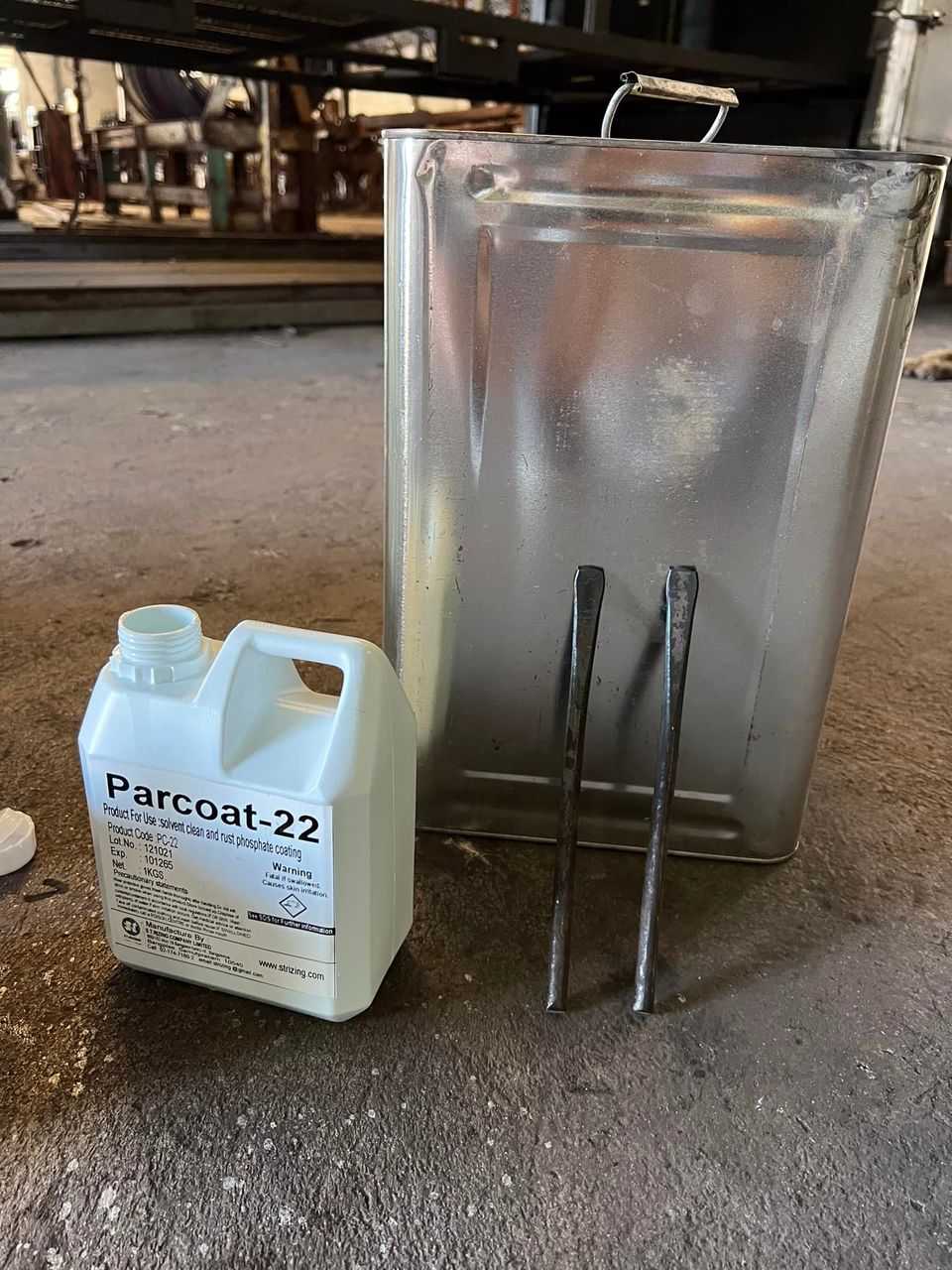 PC-22 ขนาด 1 กก. น้ำยาเตรียมผิวก่อนพ่นสีฝุ่น สูตรผสมทินเนอร์