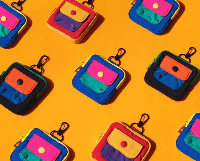 ( พร้อมส่ง ) Wiggle Wiggle Pocket Airpods Pouch กระเป๋าใส่ Airpods/Buds หรือของจุกจิก