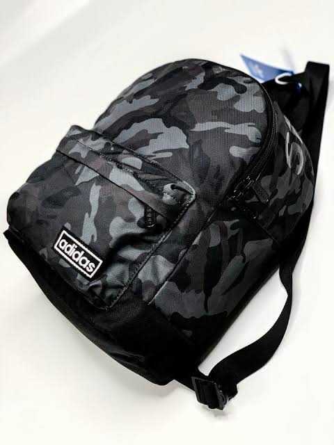  ➡️เป้สะพายหลัง CLASSIC CAMO  BACKPACK SMALL 