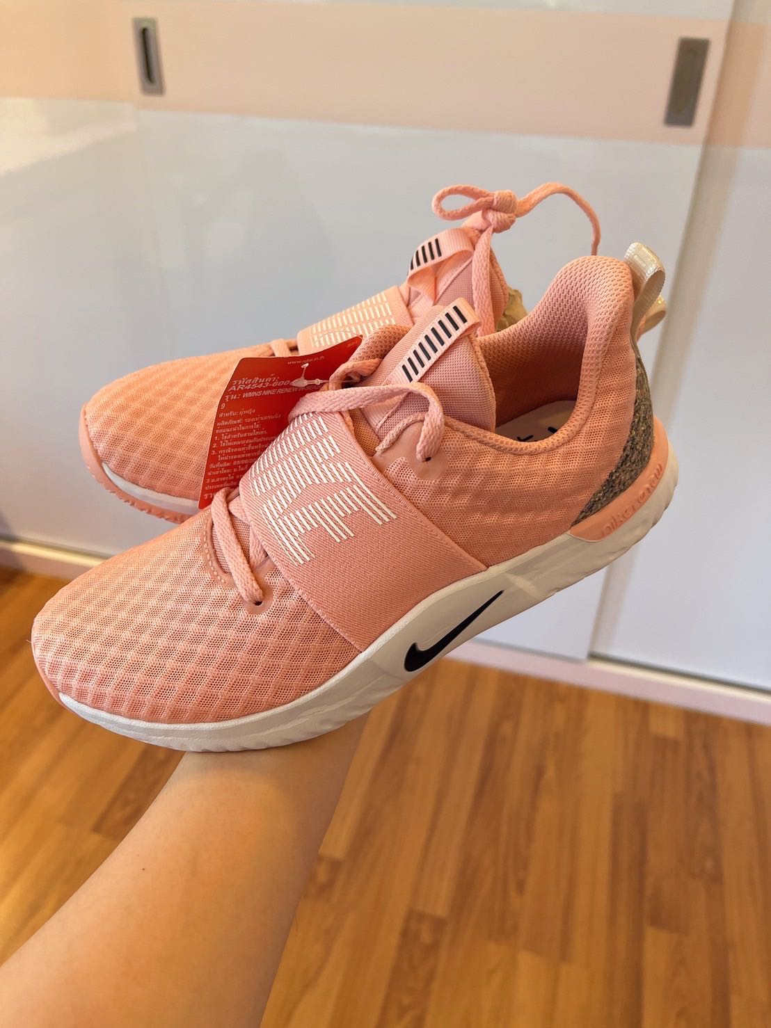 รองเท้า Nike Renew in-season TR9 โทนส้ม