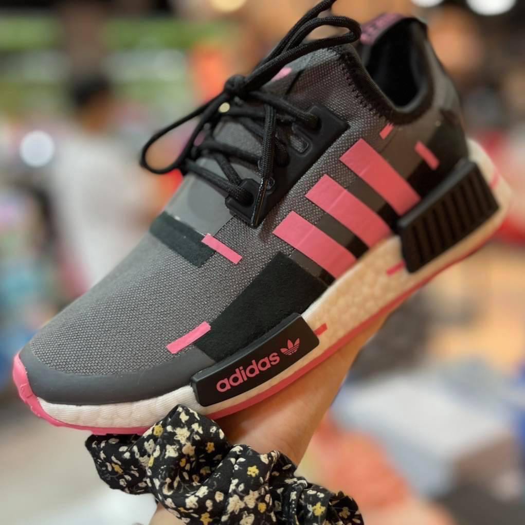 รองเท้า Adidas NMD women's