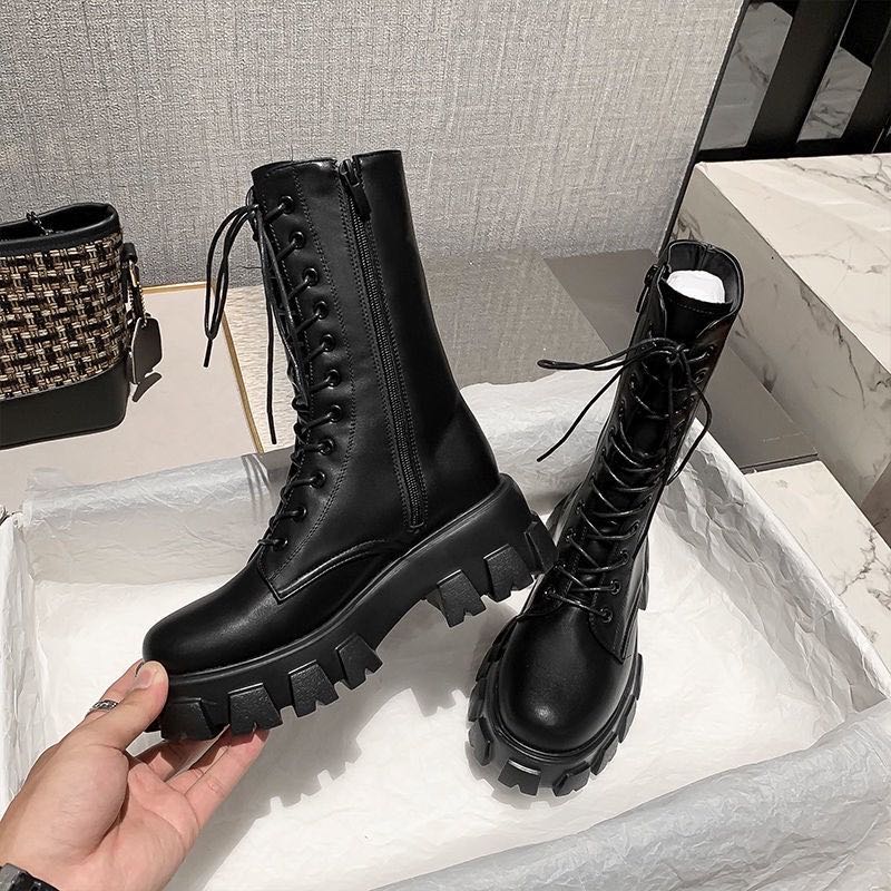 chloe.store ORCHID BOOTS รองเท้าบูทหุ้มข้อสูง บูทผูกเชือก 36-40