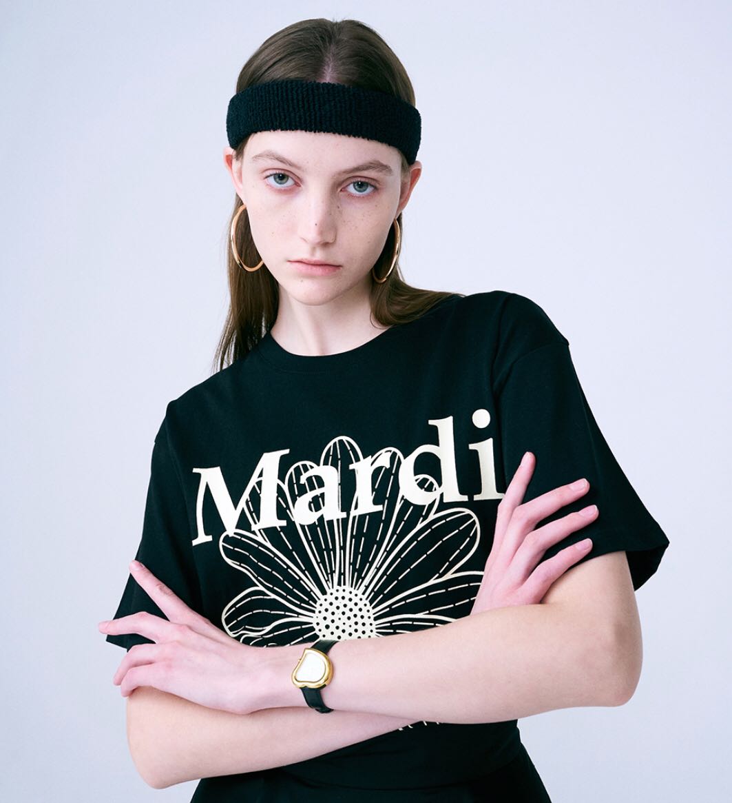 [PRE-ORDER] TSHIRT FLOWERMARDI BLACK CREAM