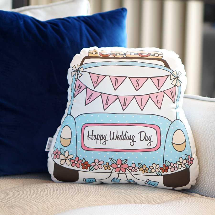 หมอนของขวัญแต่งงาน - แบบพร้อมส่ง ลายรถแต่งงานสีฟ้า Just Married Car Pillow - Baby Blue