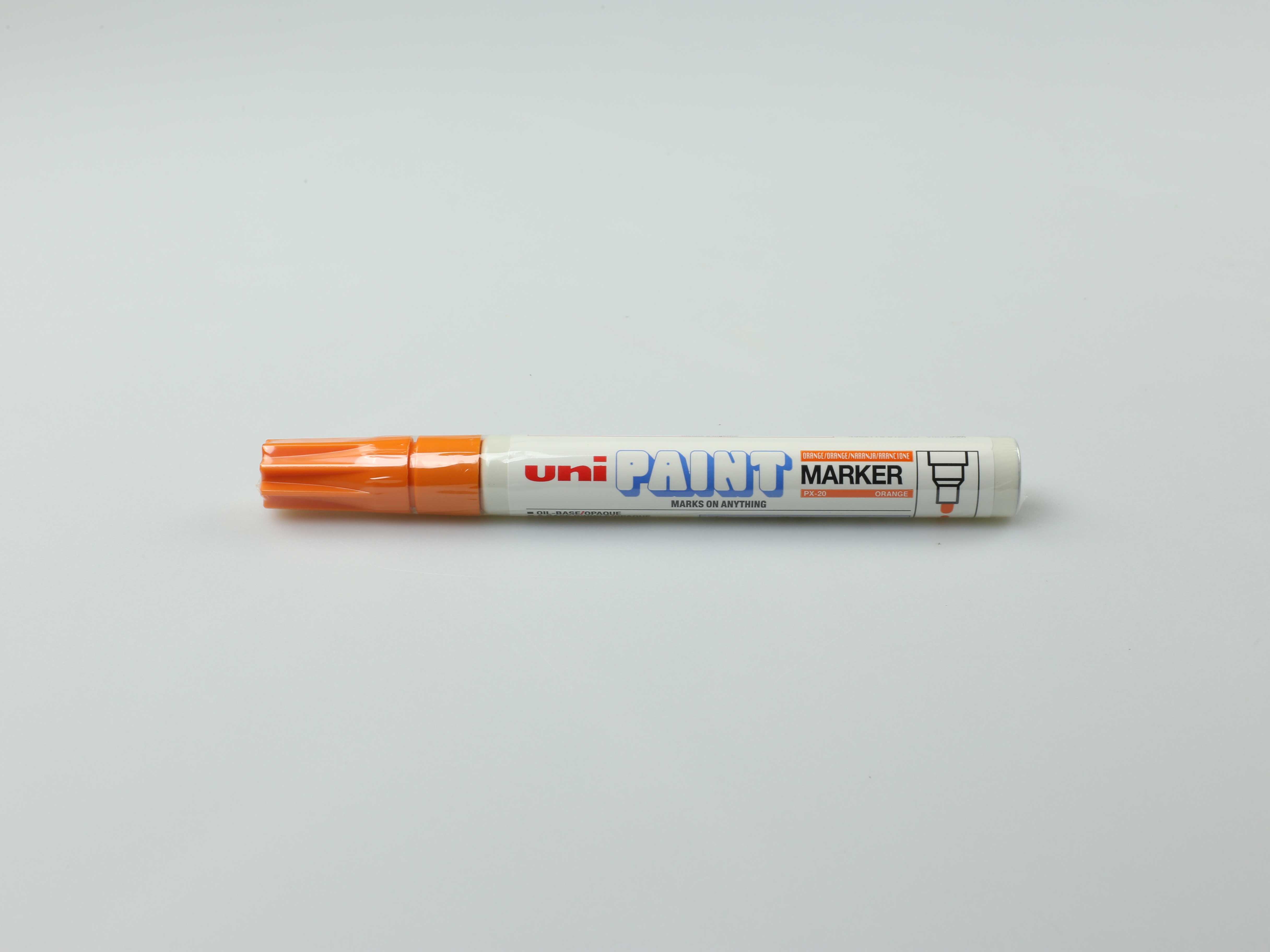 ปากกายูนิเพ้นท์ PX-20 / paint pen