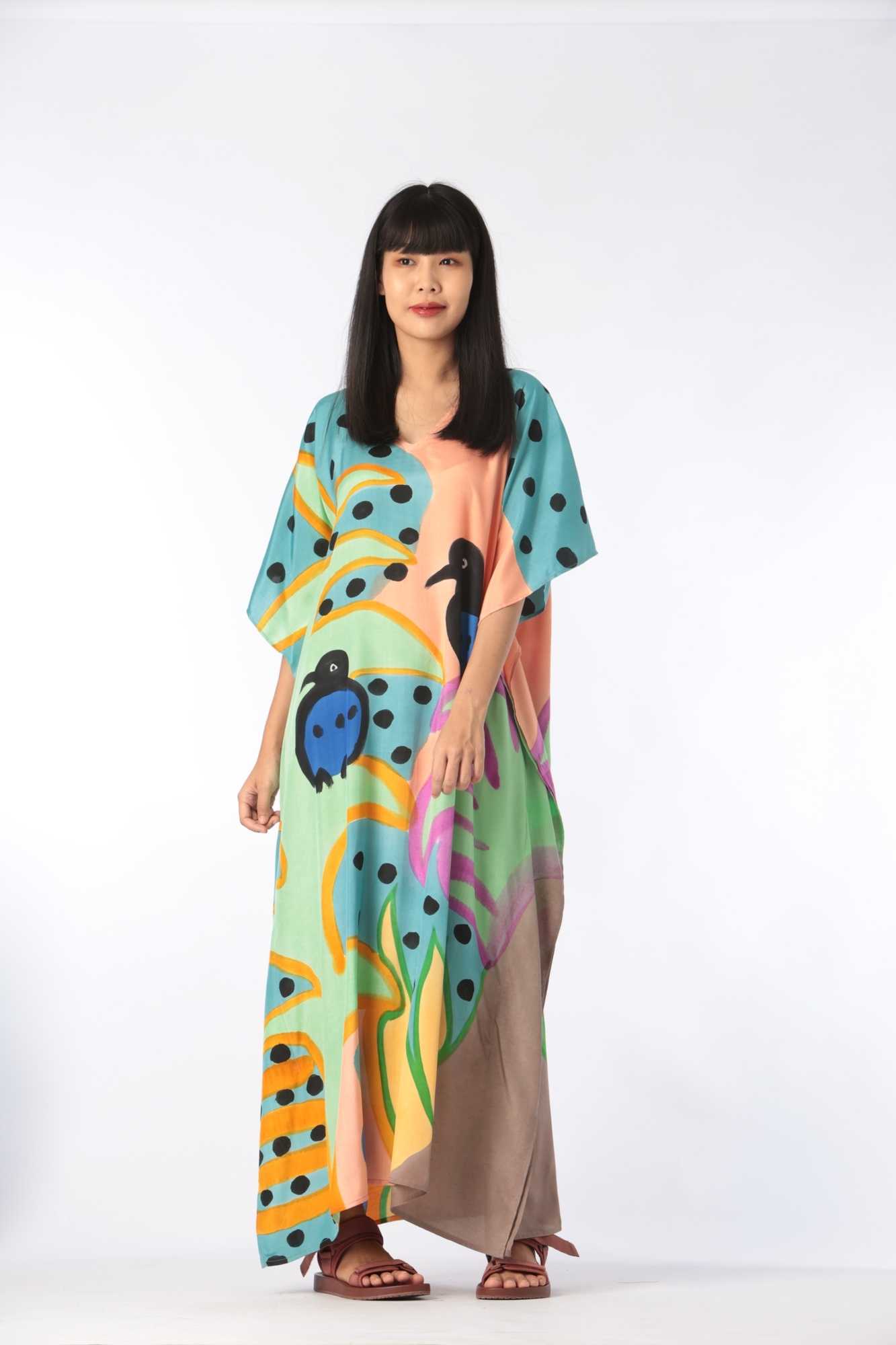 (Pre-Order) Kaftan Cotton Silk Hand Paint คาฟทานผ้าคอตต้อนเรยอน ลายกราฟฟิค ฟรีไซส์