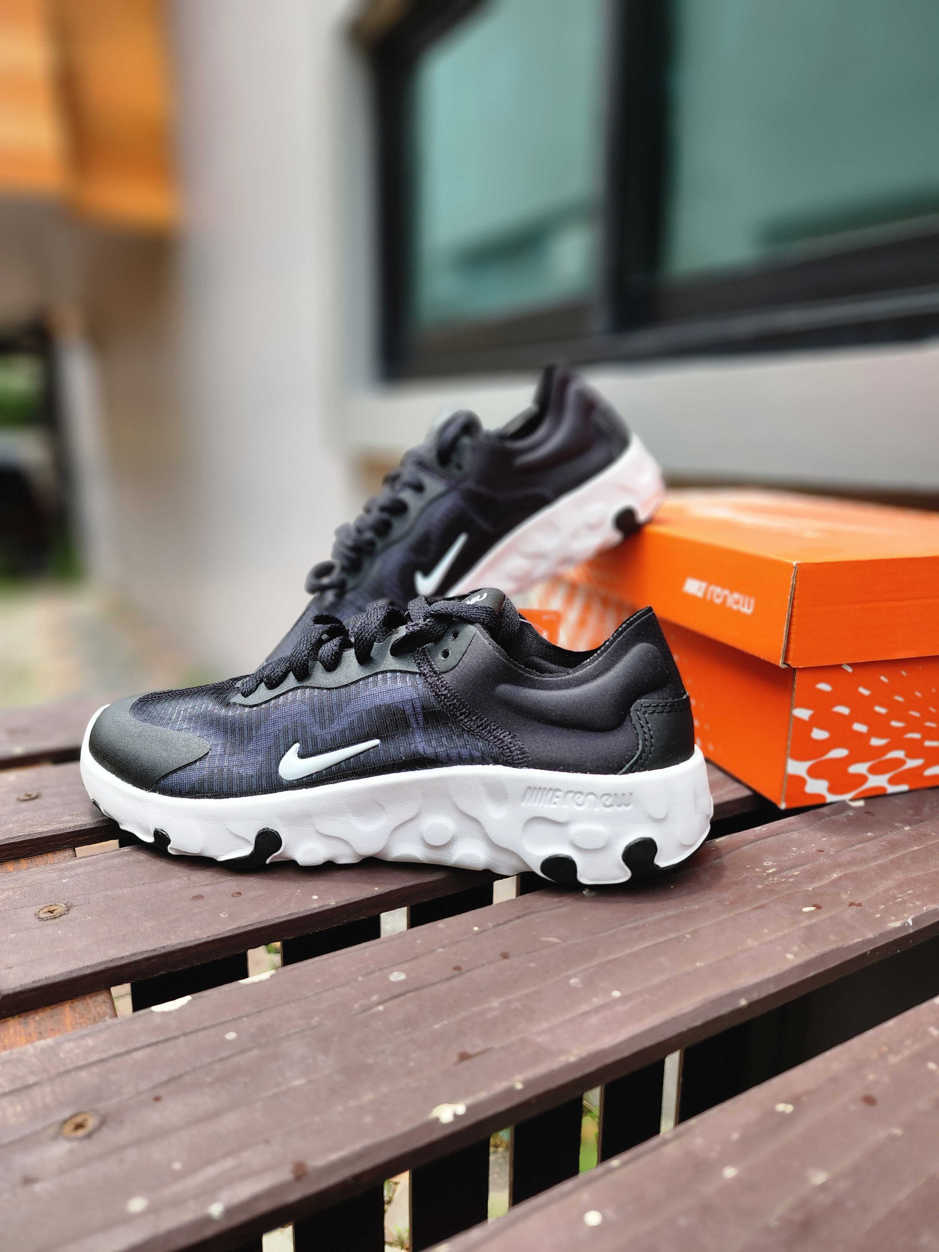รองเท้า Nike Renew Lucent เบามากๆ ค่ะ 