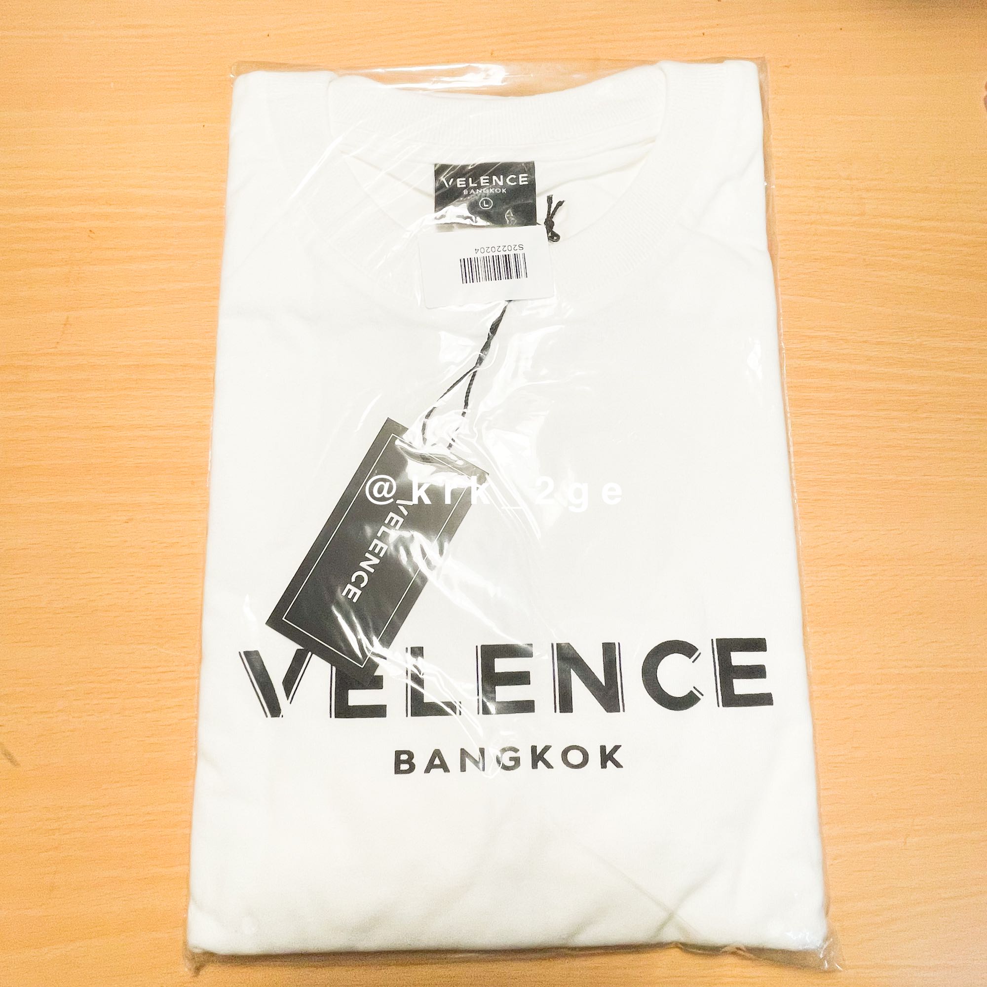 Velence White tshirt