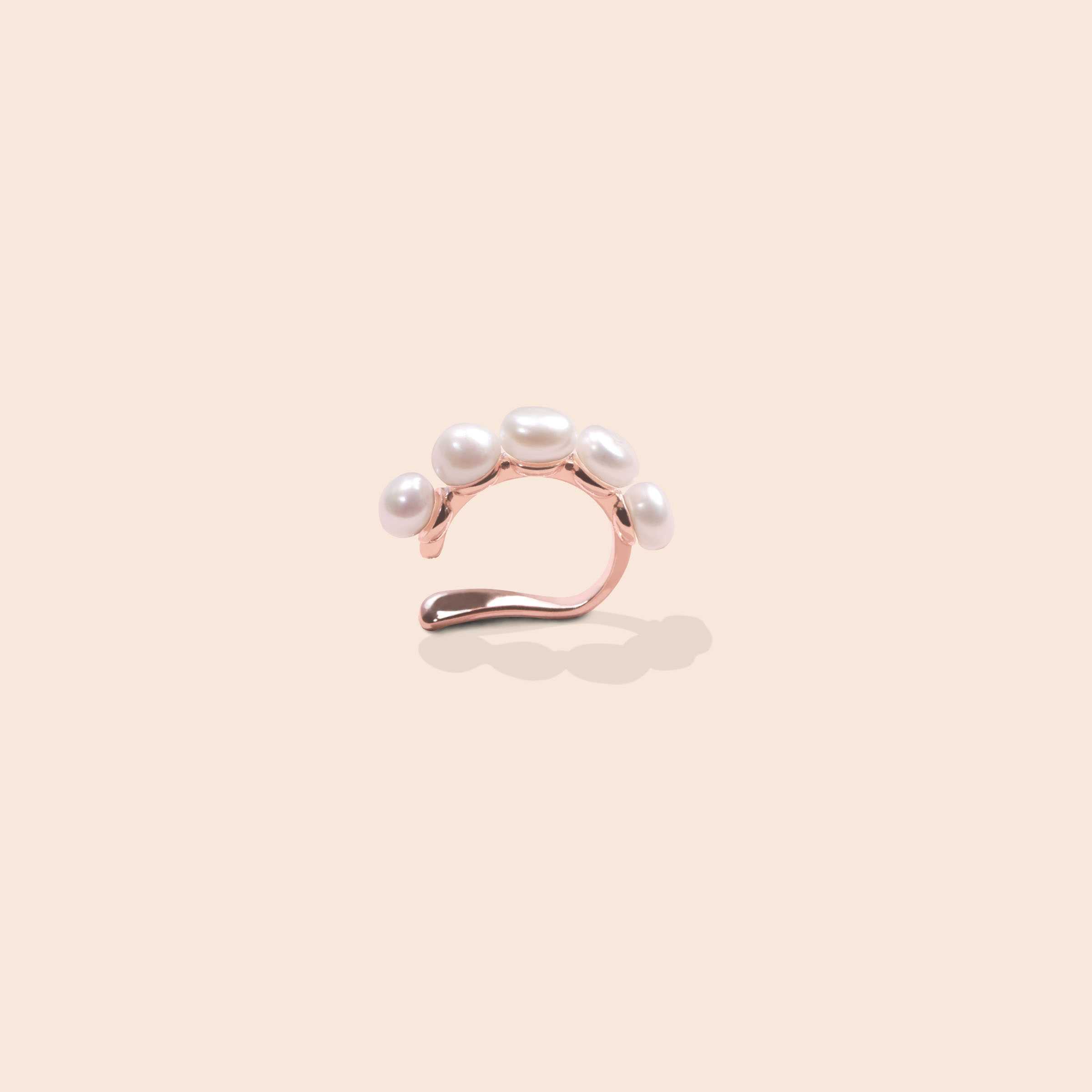 GEMMAPIECE ต่างหูหนีบ Zoe large pearl Earcuff