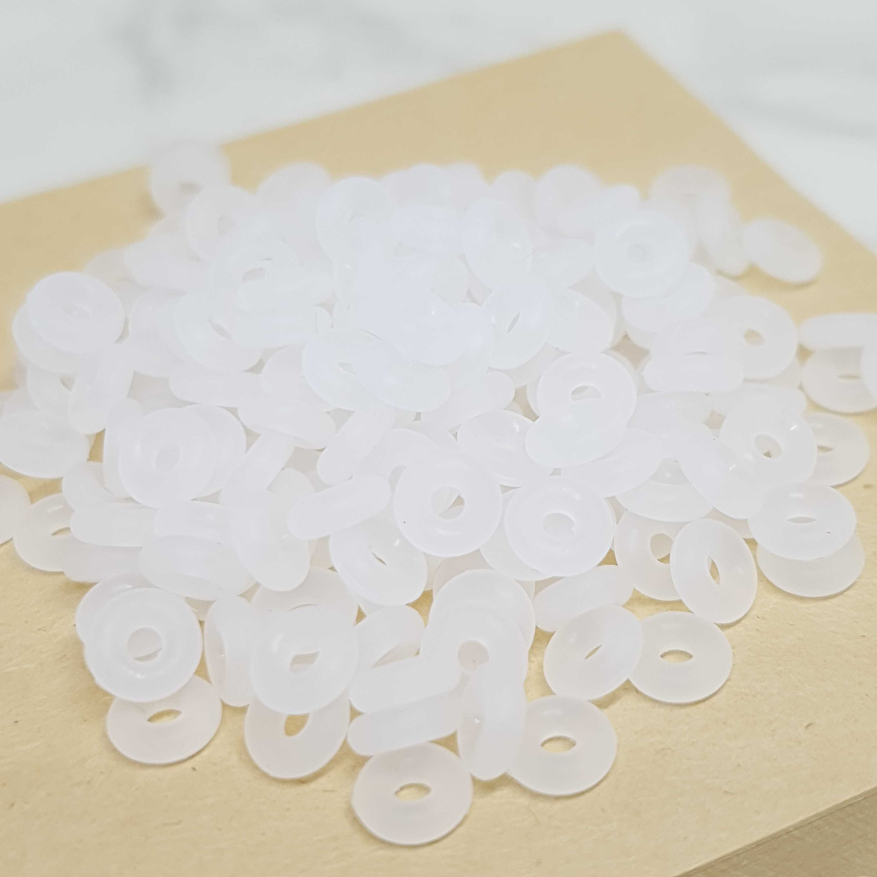 ยางกั้นชาร์ม​ ใส่ในสร้อยแพนได้ค่ะ​ สั่งขั้นต่ำ​ 20​ ชิ้นนะคะ