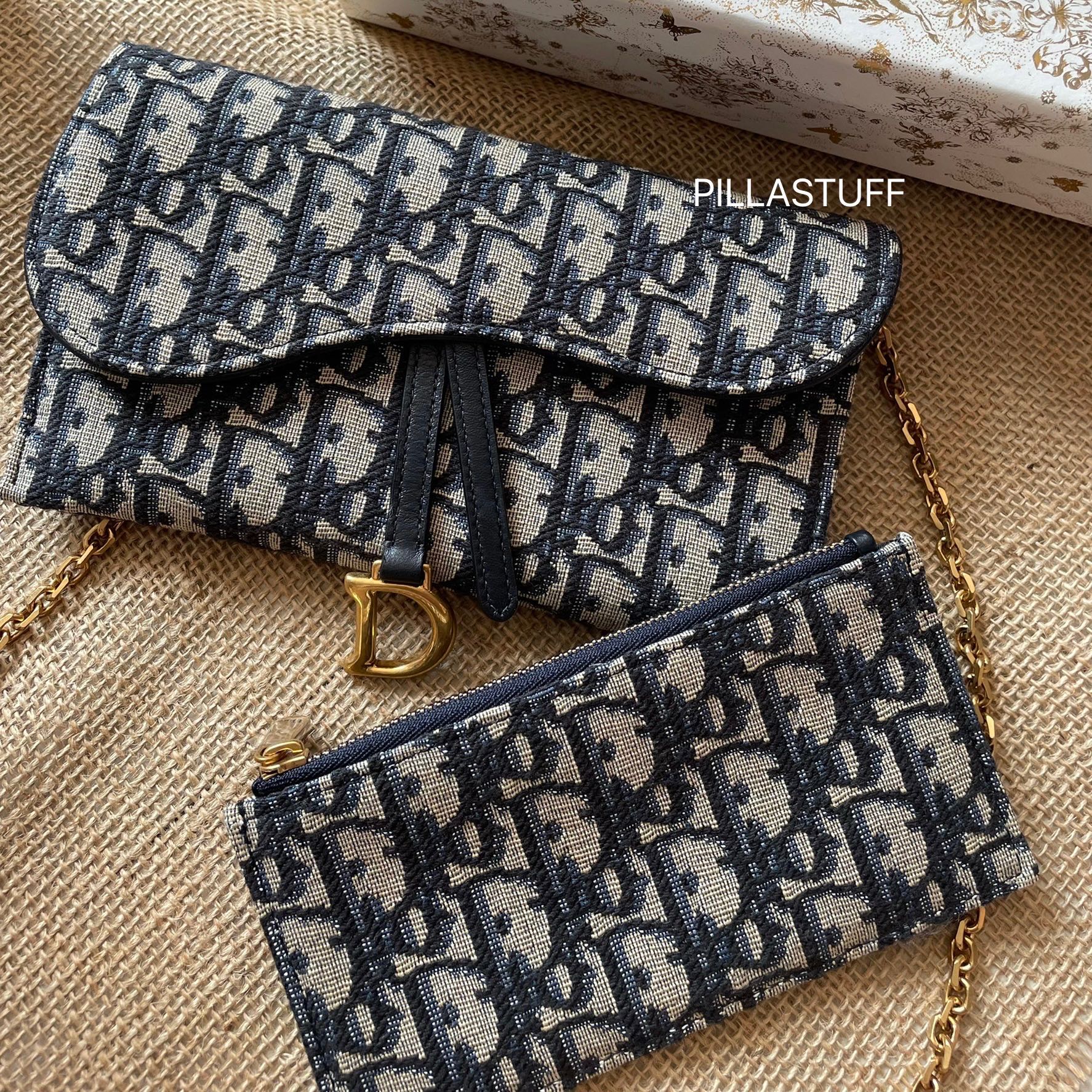 แท้100%🔥 Dior Saddle wallet on chain