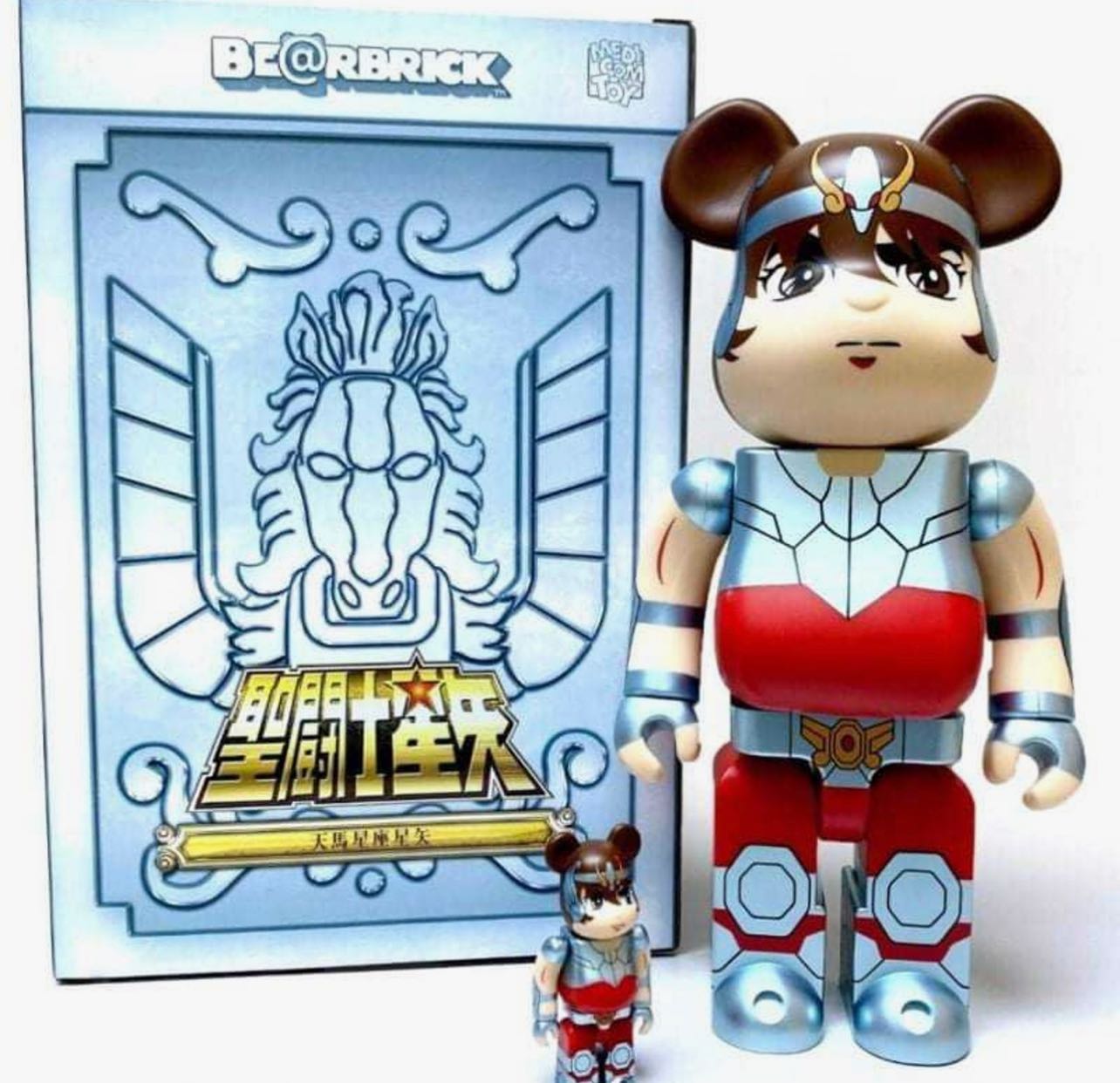 Bearbrick Saint Seiya 100%+400%