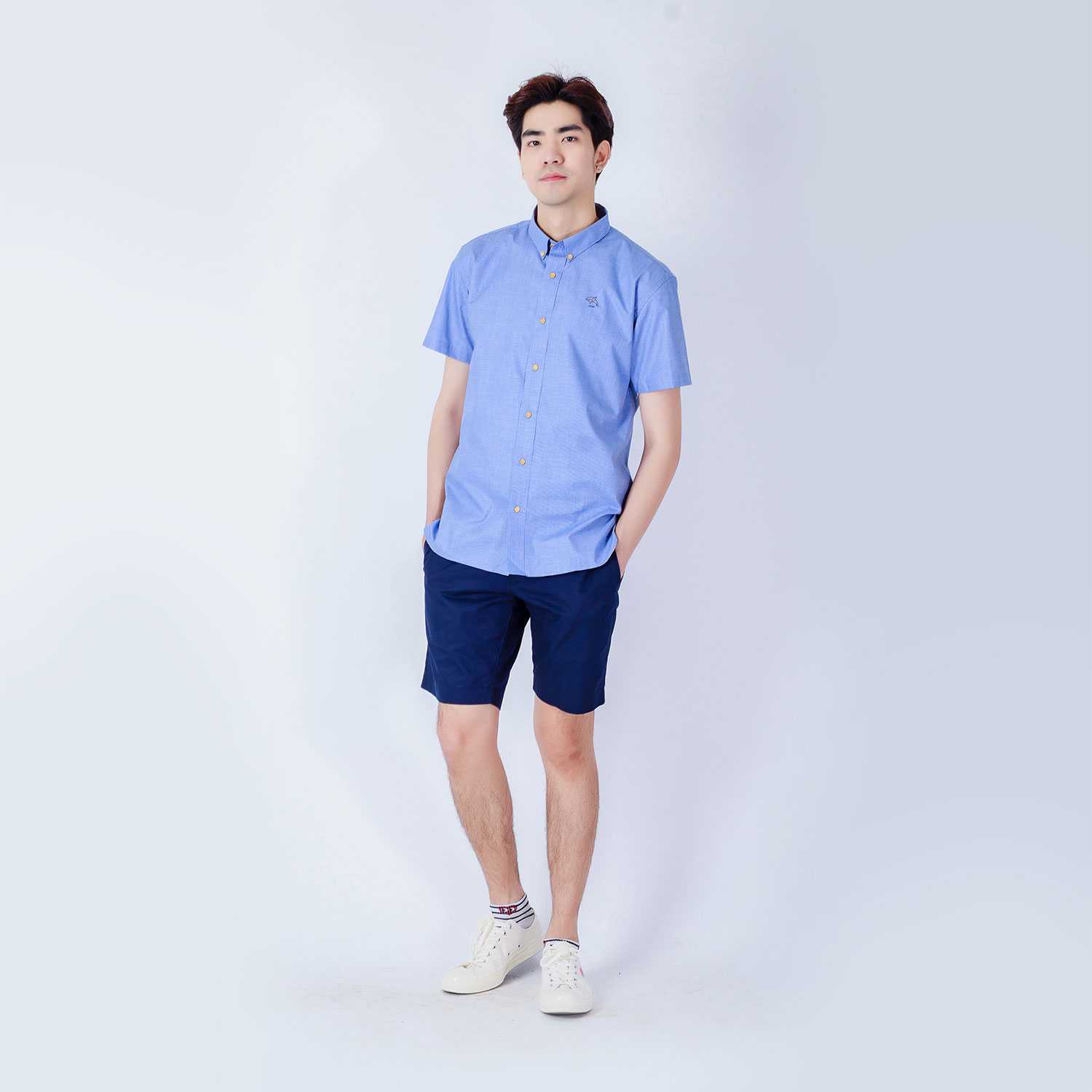 Original เสื้อเชิ้ตชาย แขนสั้น ทรงตรง สีน้ำเงินชิโนริ origami dolphin (เหลือไซส์ S)