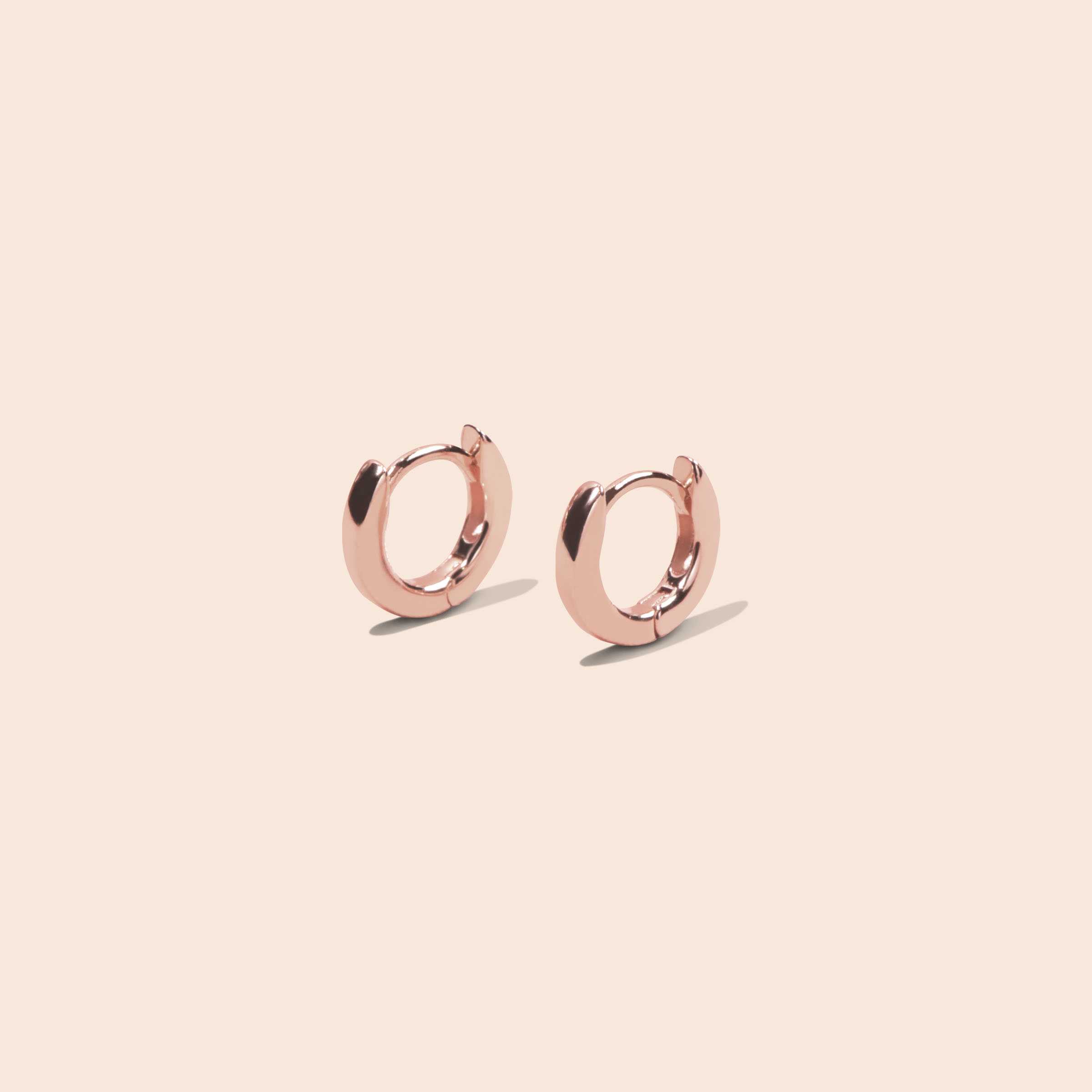 GEMMAPIECE ต่างหูห่วง 7mm Plain Huggies Earring