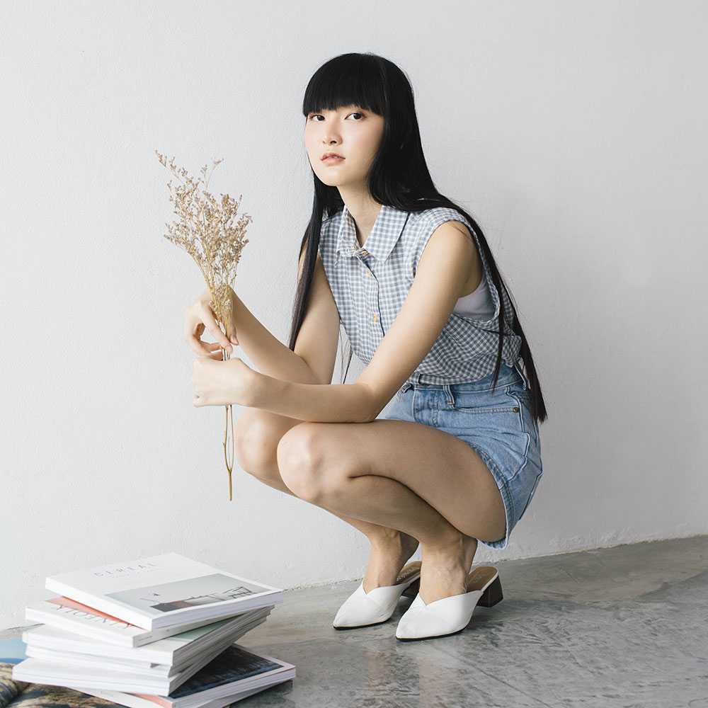 Original เสื้อเชิ้ตหญิง แขนกุด ลายตารางฟ้าเทา origami ship
