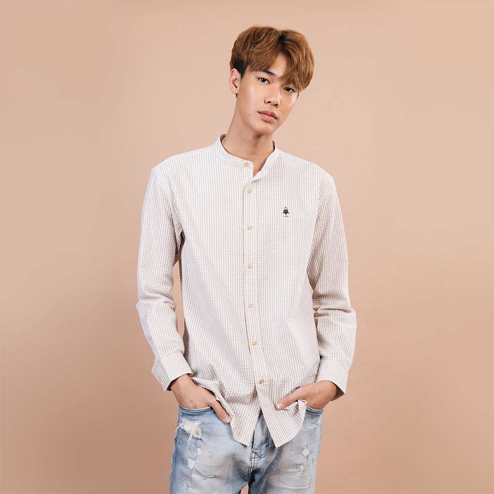 Original เสื้อเชิ้ตชาย คอจีน ทรงตรง ลายตารางครีม origami pine tree (เหลือไซส์ M)