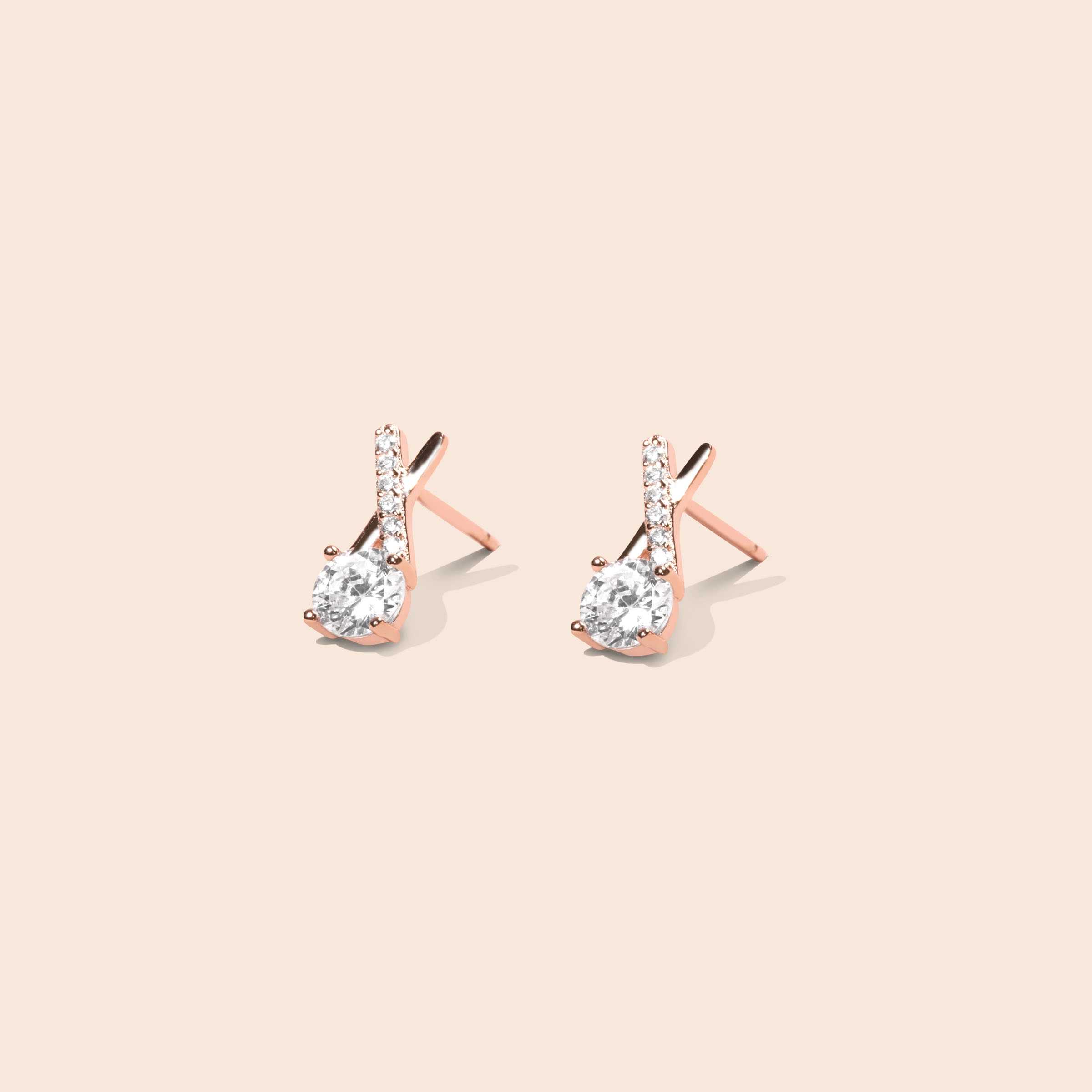 GEMMAPIECE ต่างหูแป้น Cross diamond Stud Earring