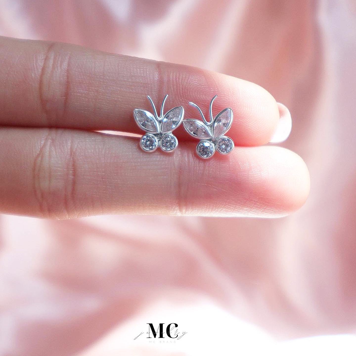 ต่างหูเงินเเท้ รุ่ร Butterfly 🦋   ✅ฟรีกล่องจิวเวลรี่และผ้าเช็ดเครื่องเงิน