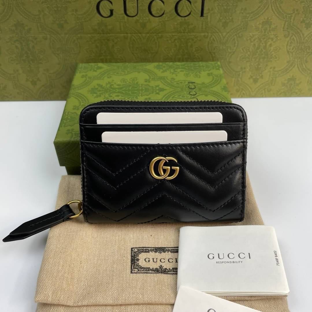 Gucci Zippy Wallet 