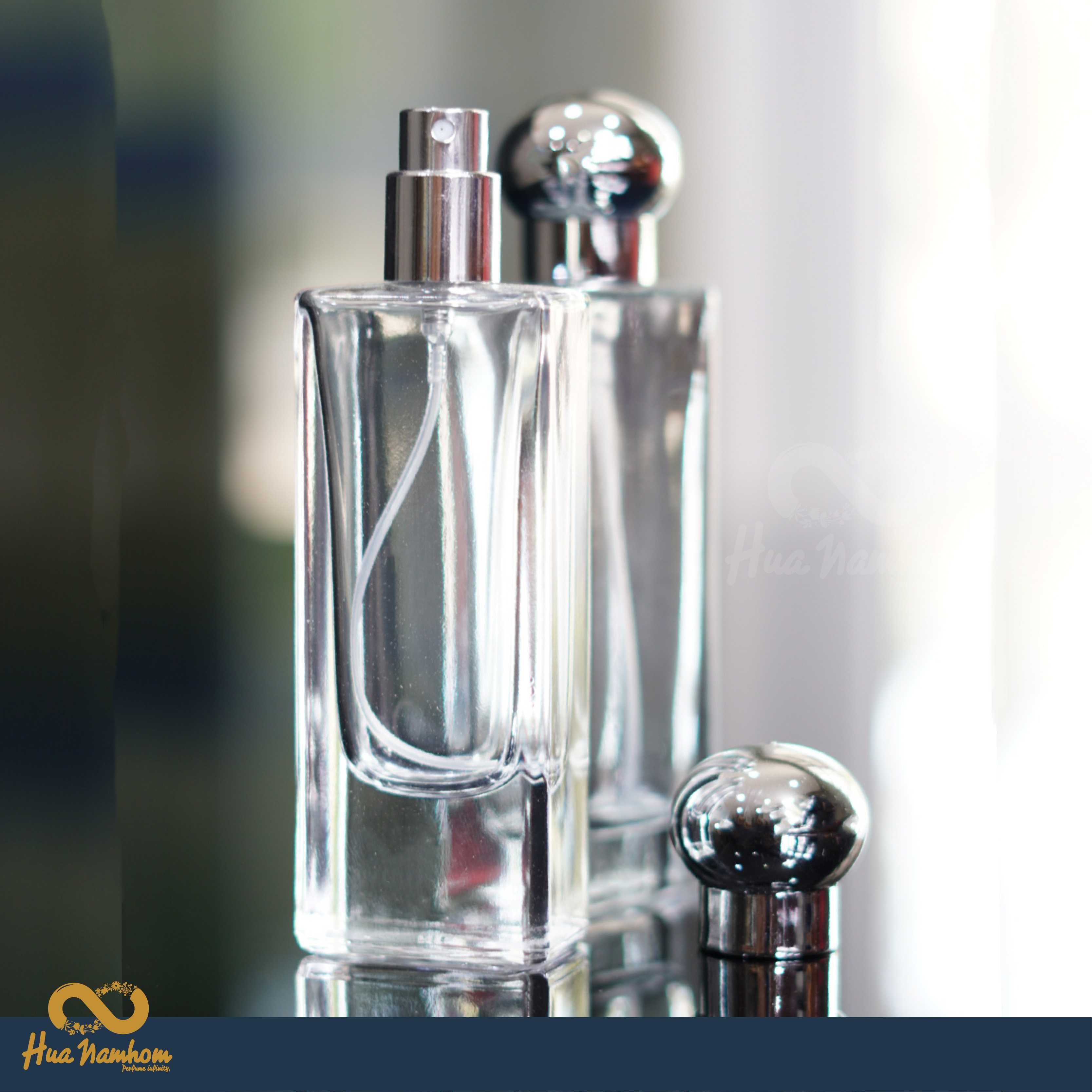 ขวดสเปรย์ทรงโจมาโลน 30ml ขวดแก้วฝาสเปรย์