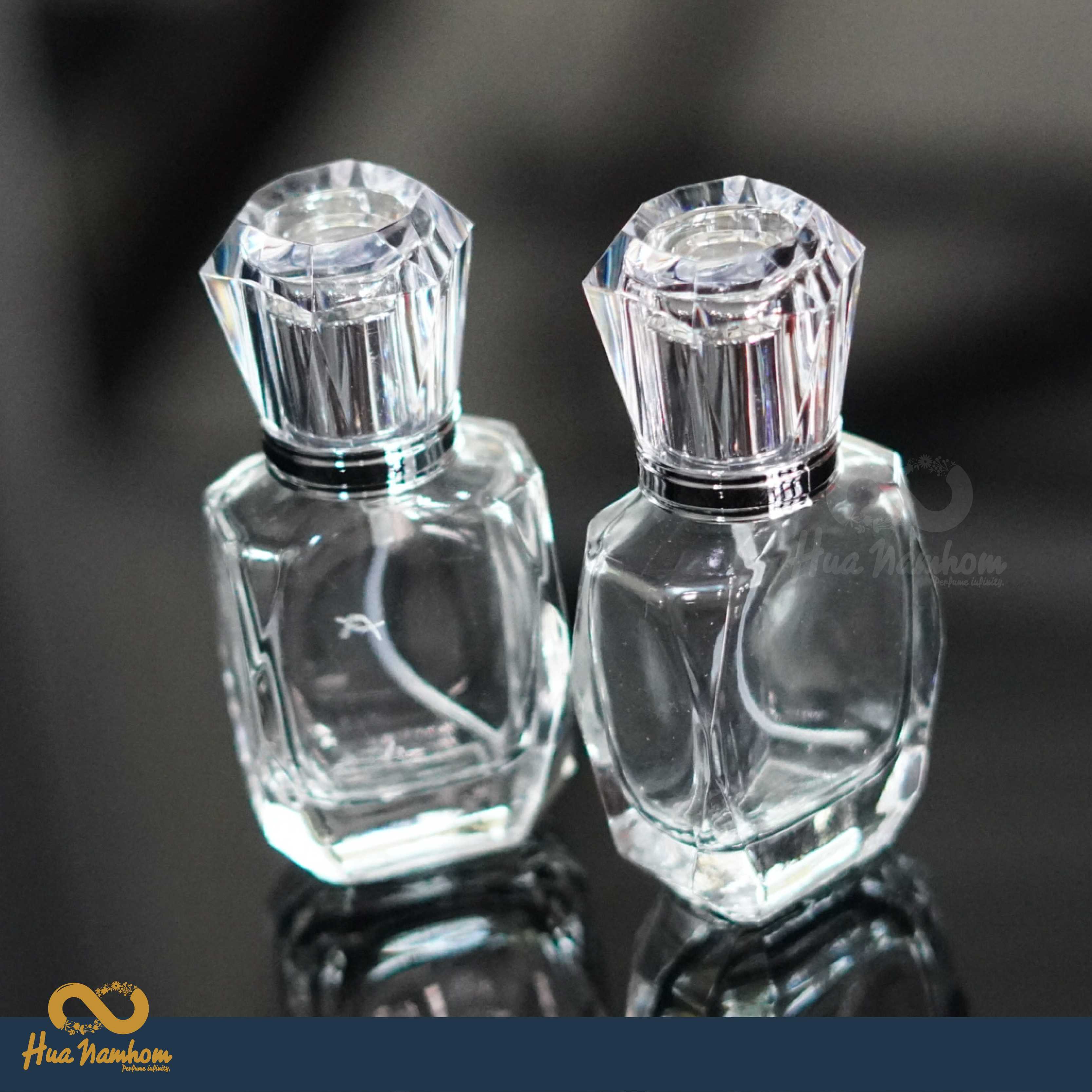 ขวดสเปรย์ ทรงเอลีซาบ หัวมงกุฎ ปริมาณ 30ml