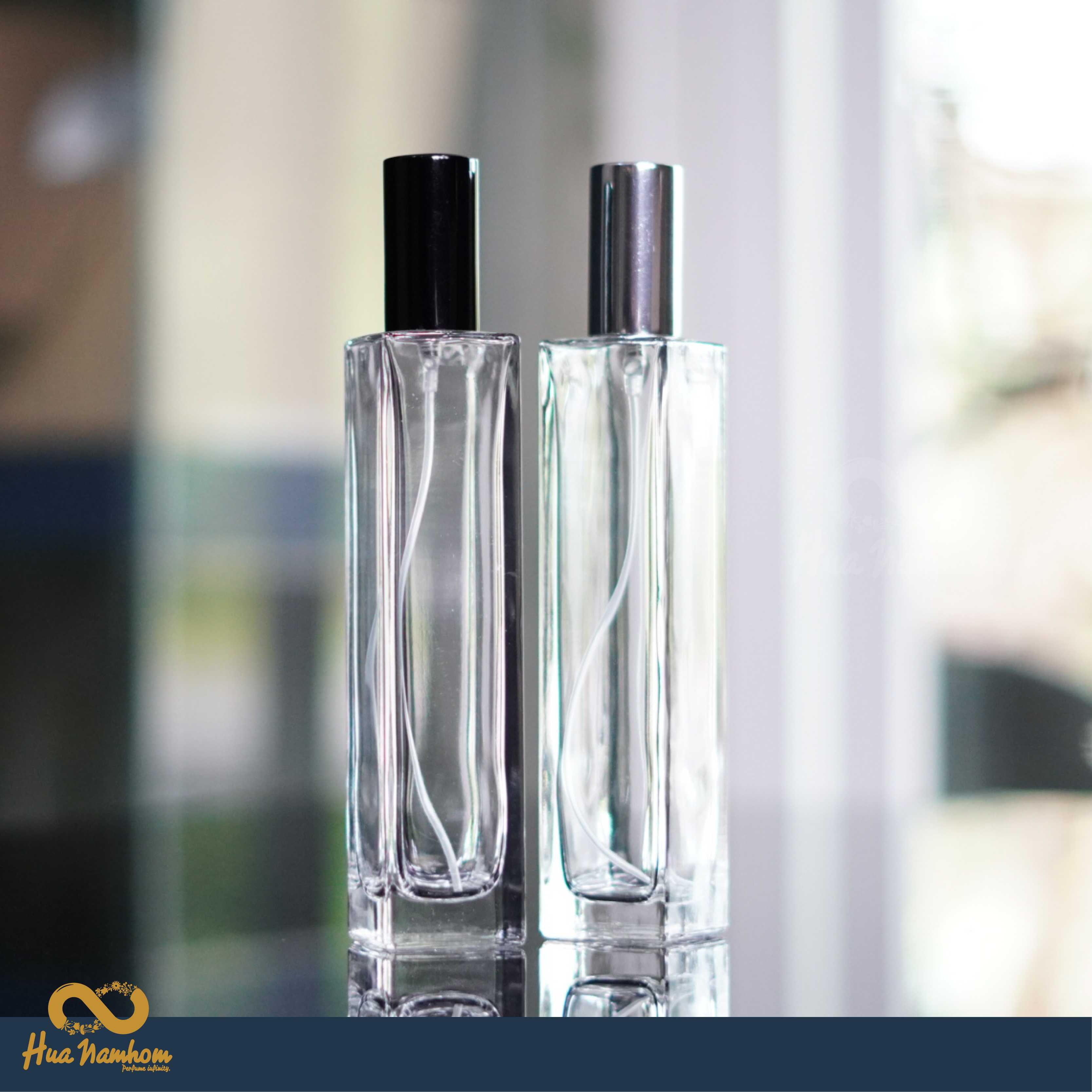 ขวดสเปรย์ทรงสี่เหลี่ยมสูง 100ml  ฝาและหัวสเปรย์อย่างดี