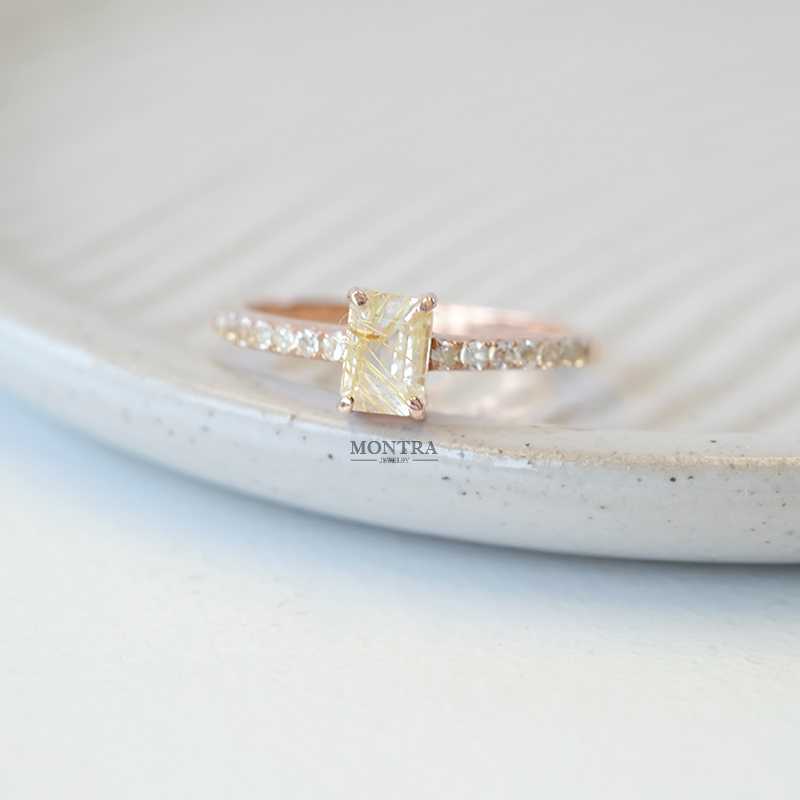 [Pre-Order] แหวนไหมทอง แหวนพลอยเสริมดวง แหวนพลอยแท้ แหวนเงินแท้ S925 by Montra Jewelry