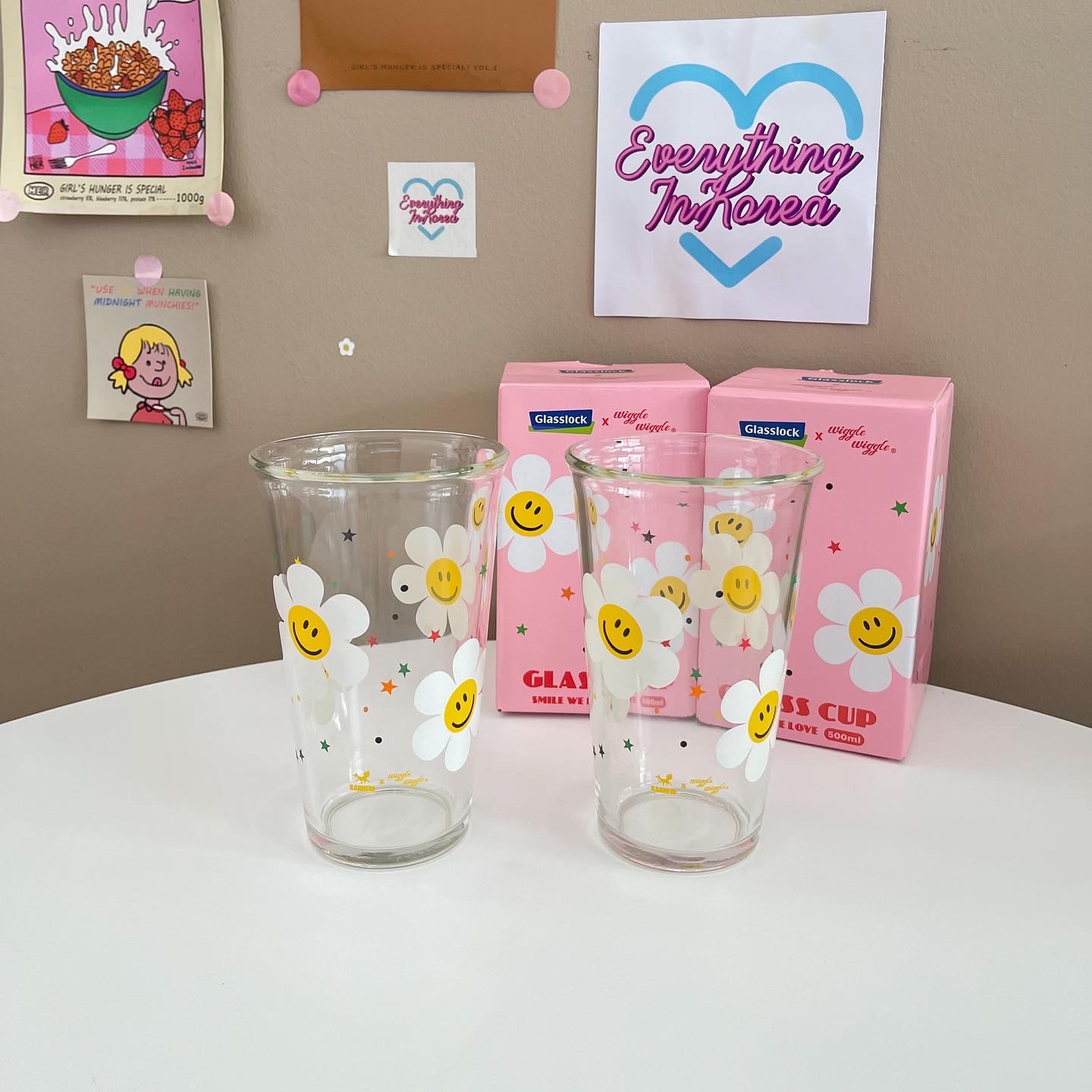 (พร้อมส่ง)Wiggle Wiggle Glass Cup แก้ว🥤 ออกใหม่ค่ะ สั่งกันด่วนค๊าหมดไวมากกกก!!